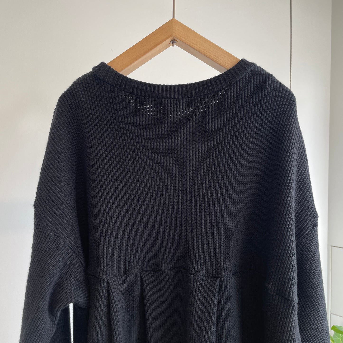 universaltissu//リブニット タックプルオーバー US250CT003