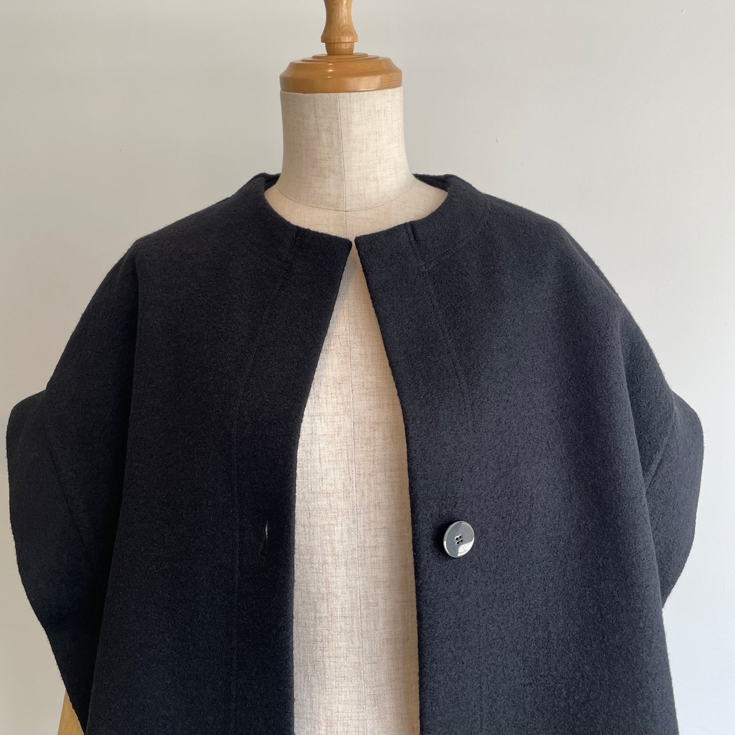 SI-HIRAI //SHORT ROBE CHAW25-6011