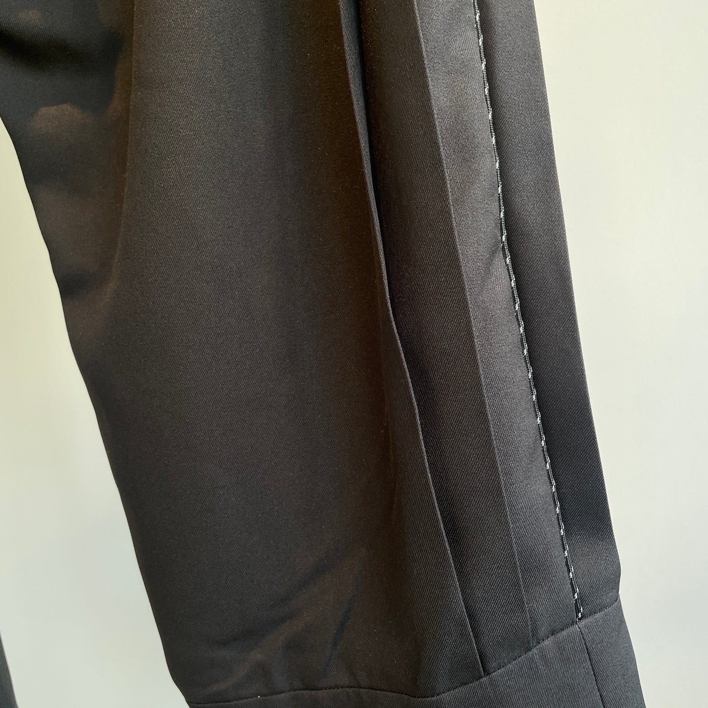 itochi //Polyester Linon pleated track pants
