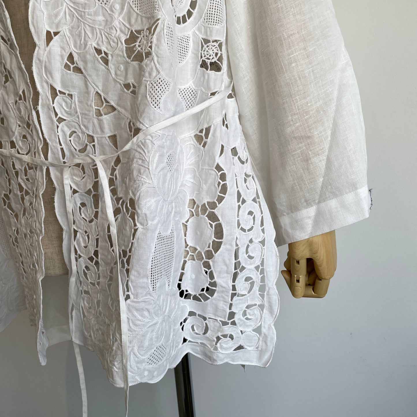 heriter//cutwork parts robe H0-00-3032