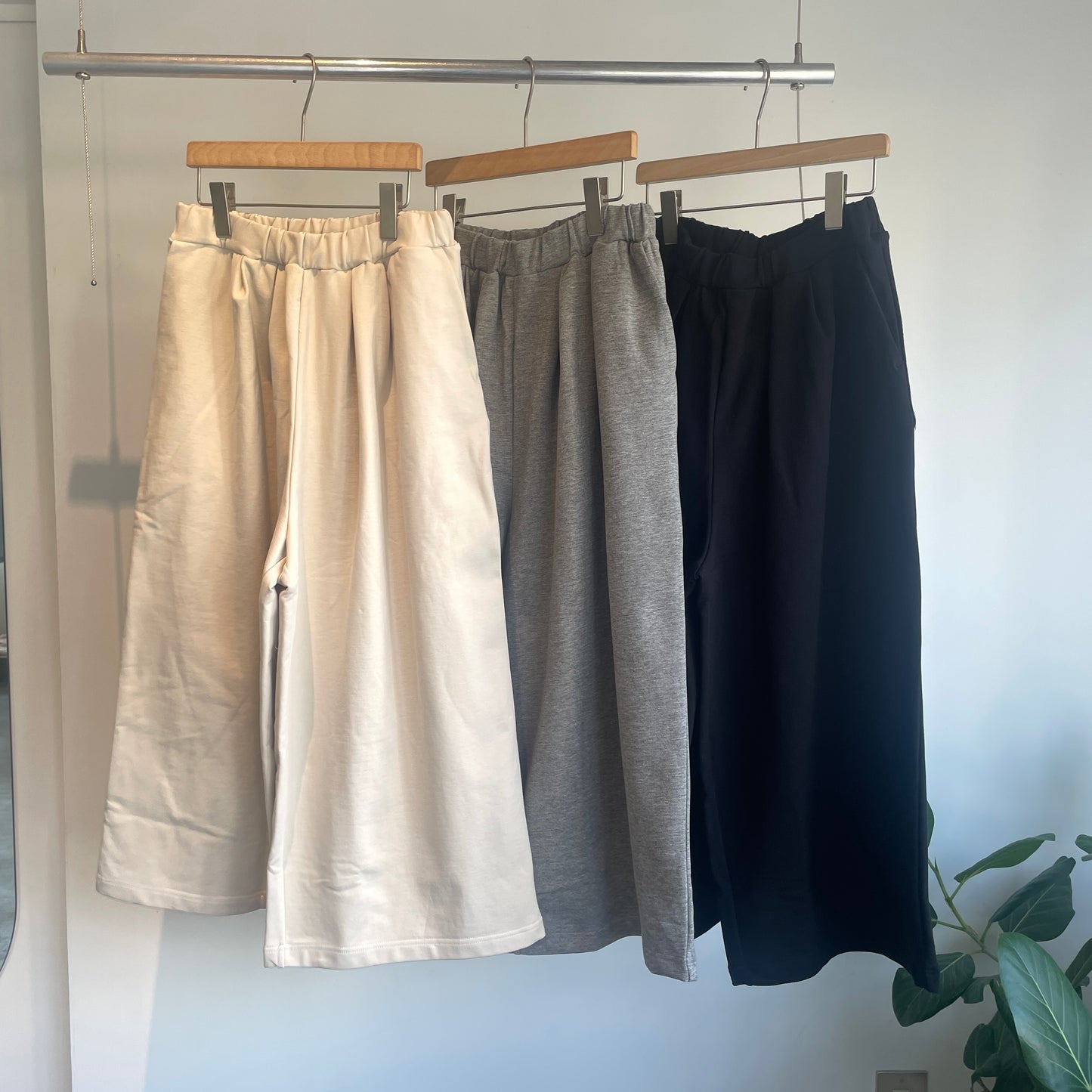 handsofcreation//モチモチ裏毛ハイパーストレッチ8分丈キュロットPT 01540881