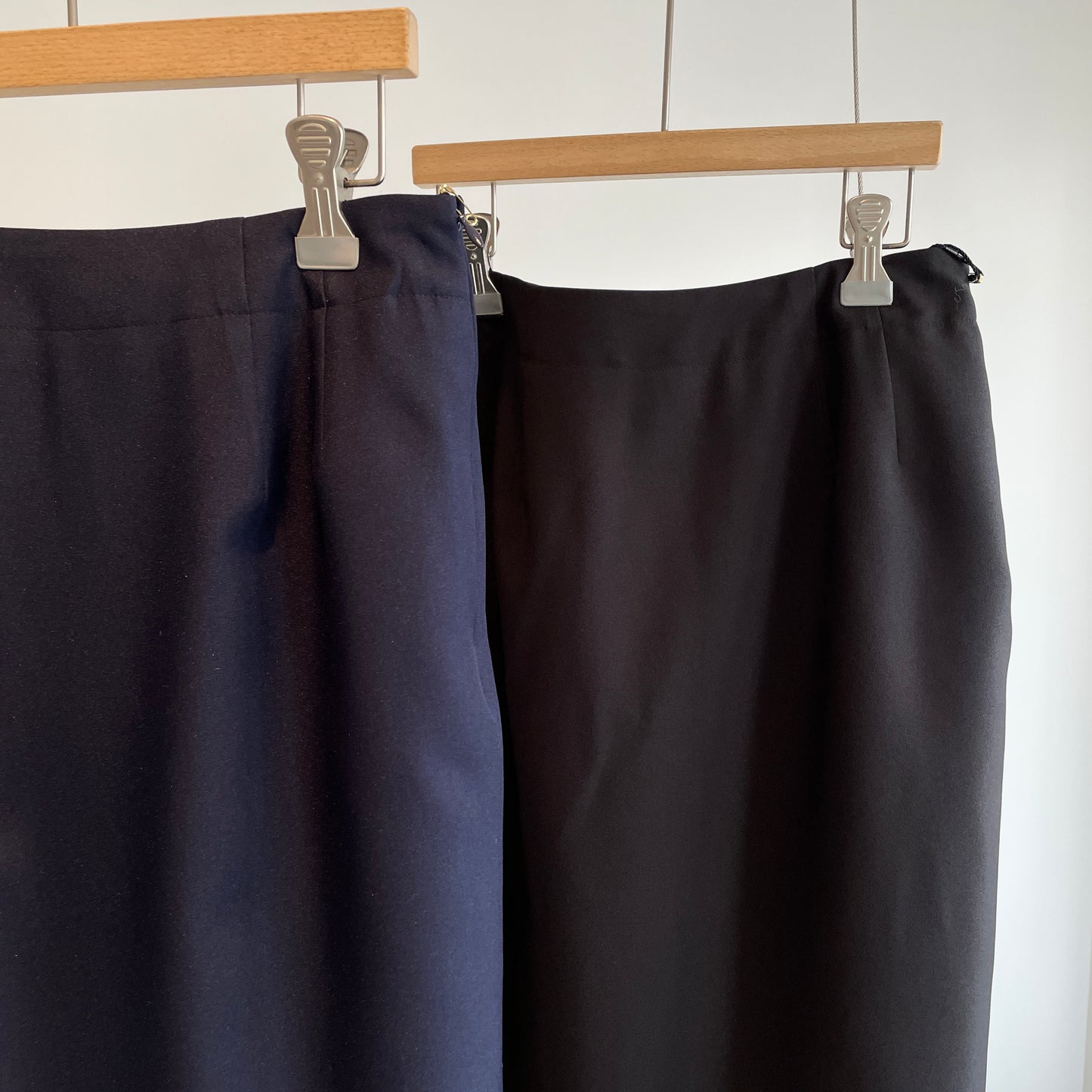 sisisi //skirt 2023-AW073