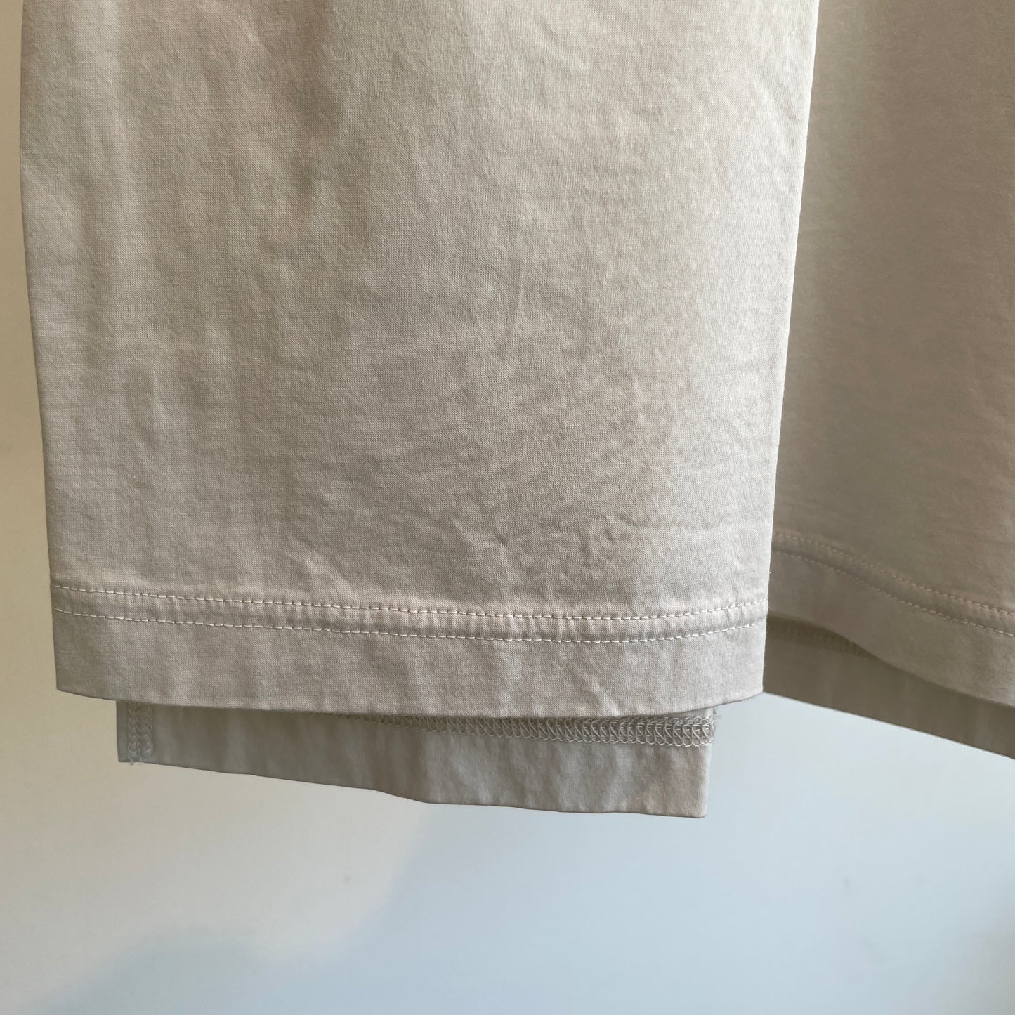 universaltissu //コンパクトクールローレル天竺バイカラーギャザースリーブTシャツ US253CT002
