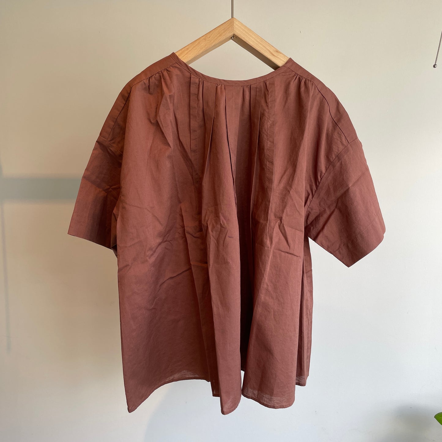 handsofcreation//60/-綿麻リネンローンランダムタック2wayBL 01530636