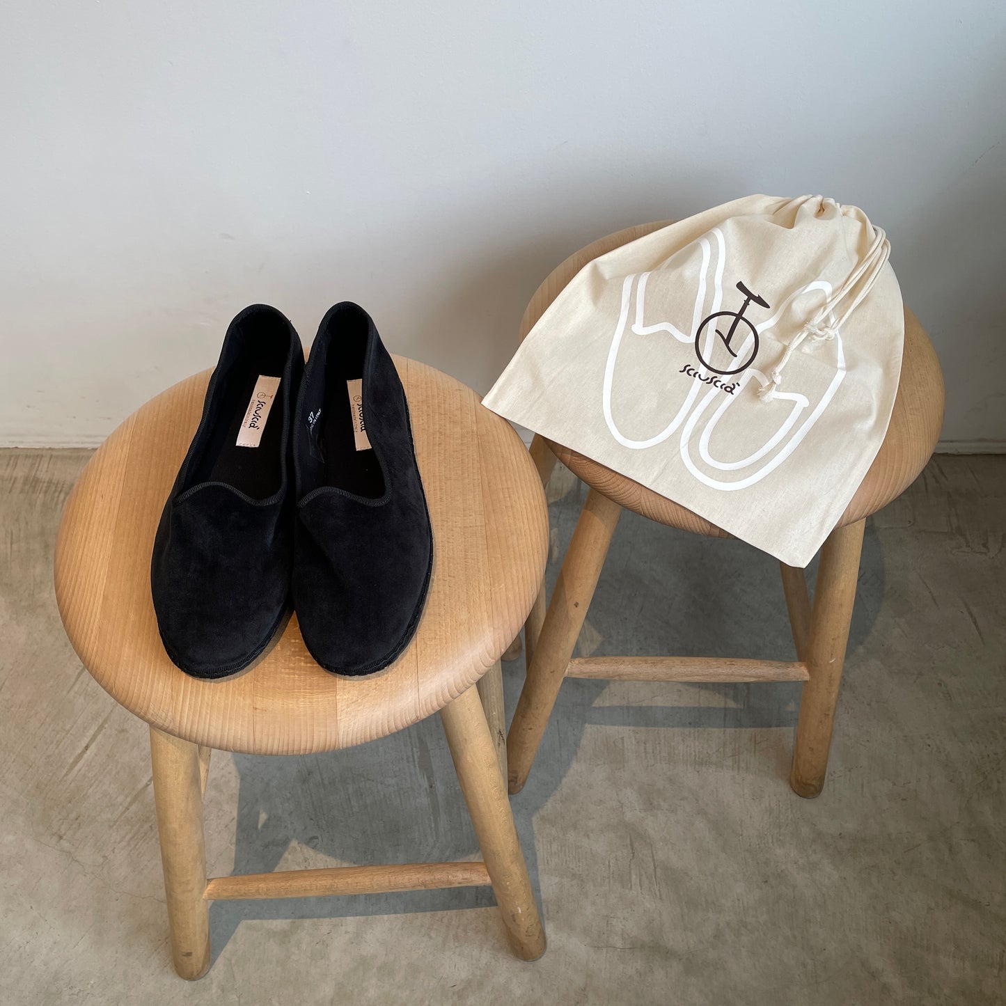sciuscia//TRAGARA CLASSIC BLACK
