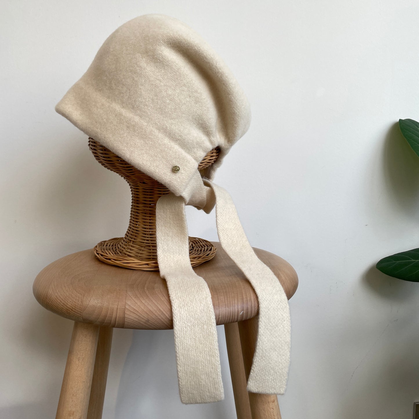 Mia Hat //Basque Hood 2558