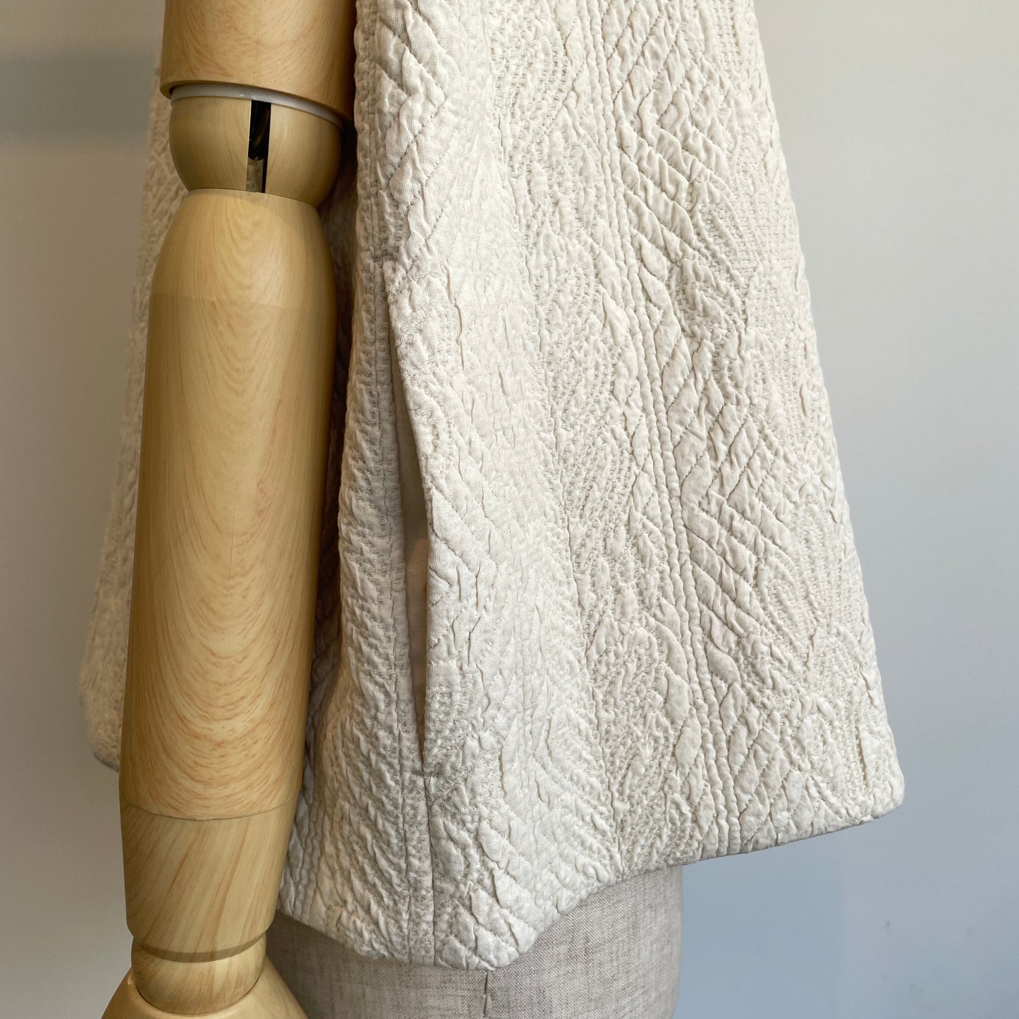 qiri //boutis jacquard ベスト
6301BL005252
