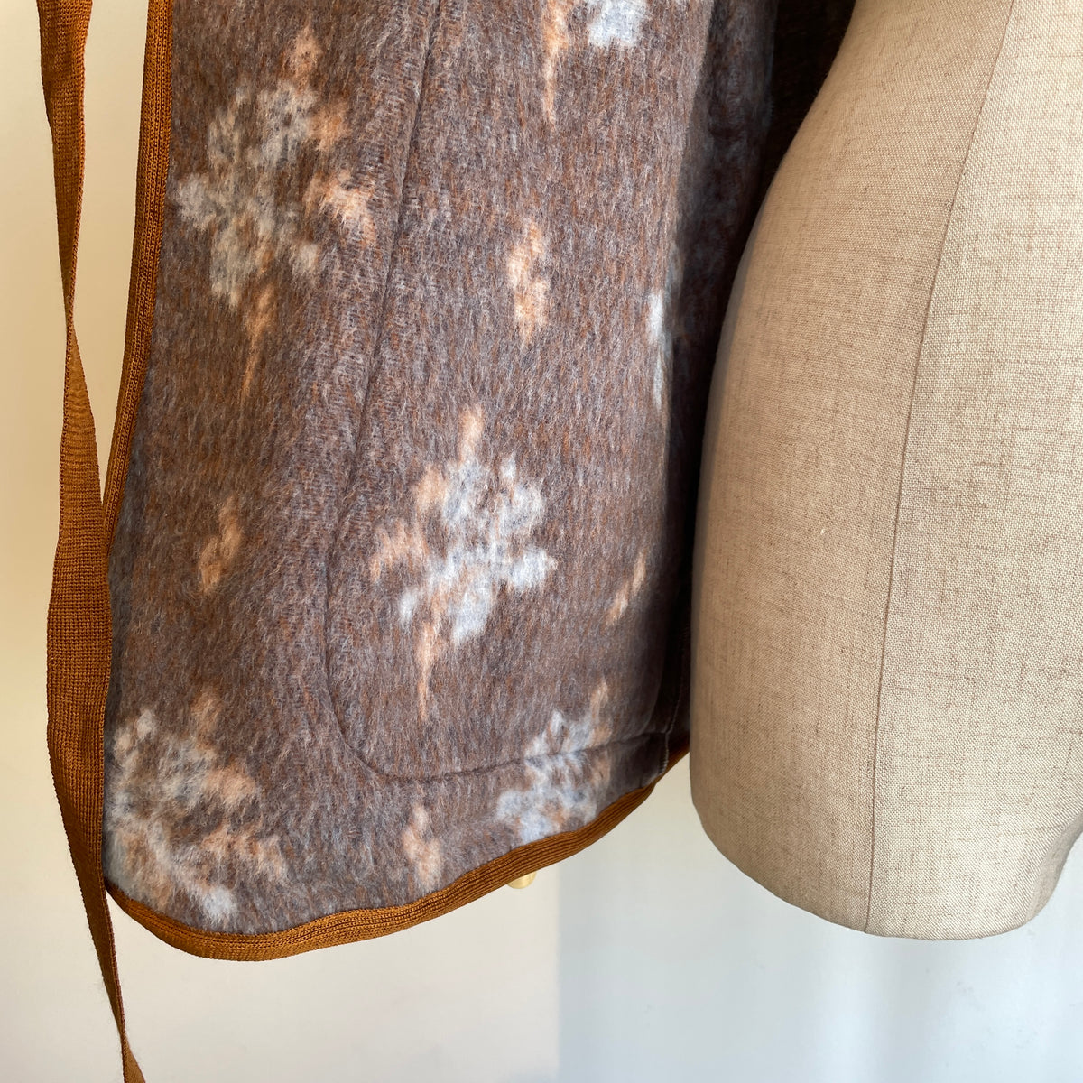 qiri//sarasa raised jacquard カーディガン 6301BL004262