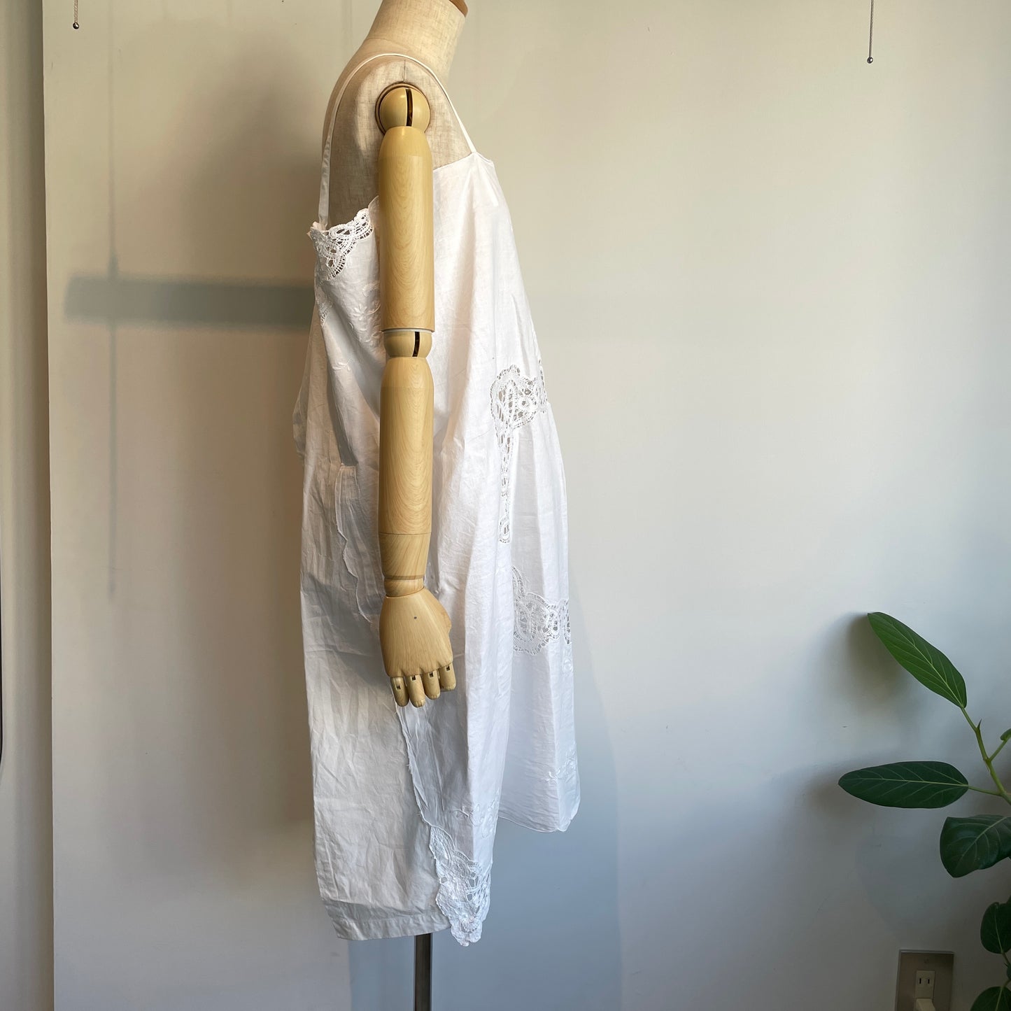 Heriter //bobbin lace tablecloth aprondress H0-00-7046