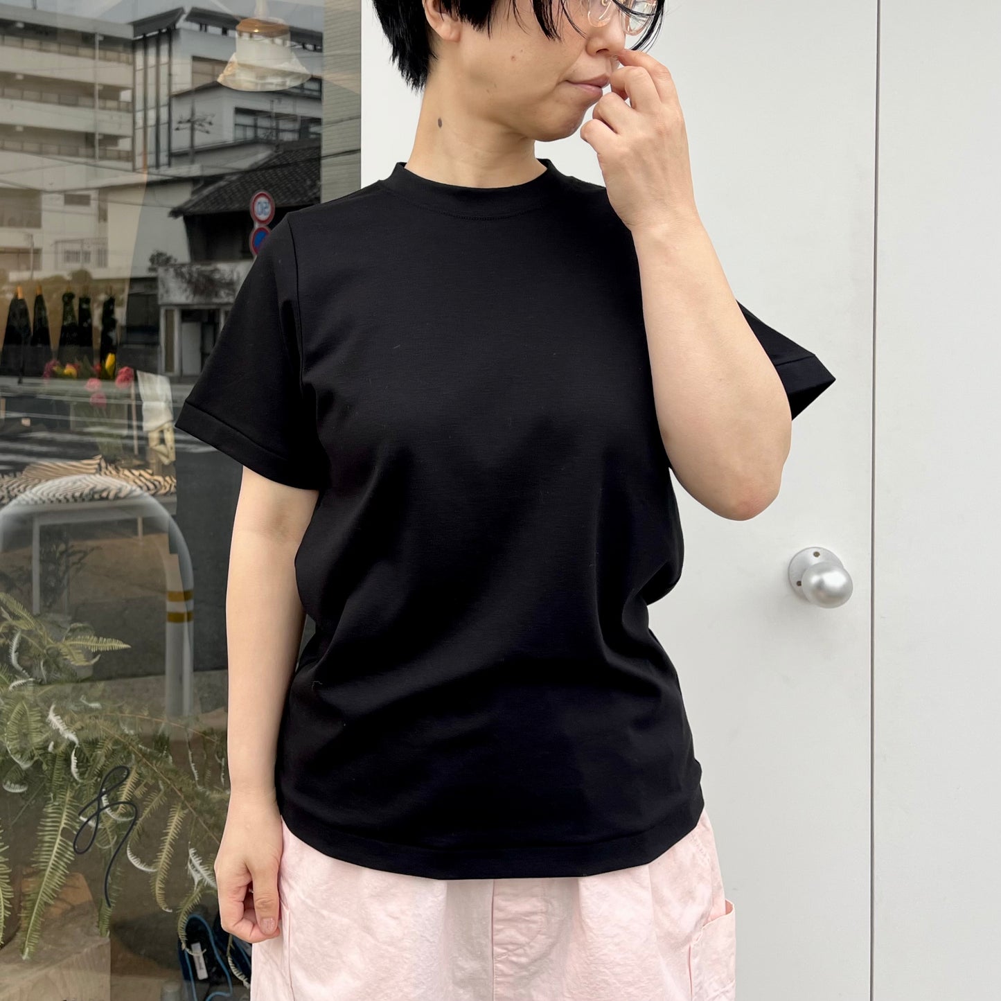 itochi //Suvin cotton smooth crew neck t-shirt