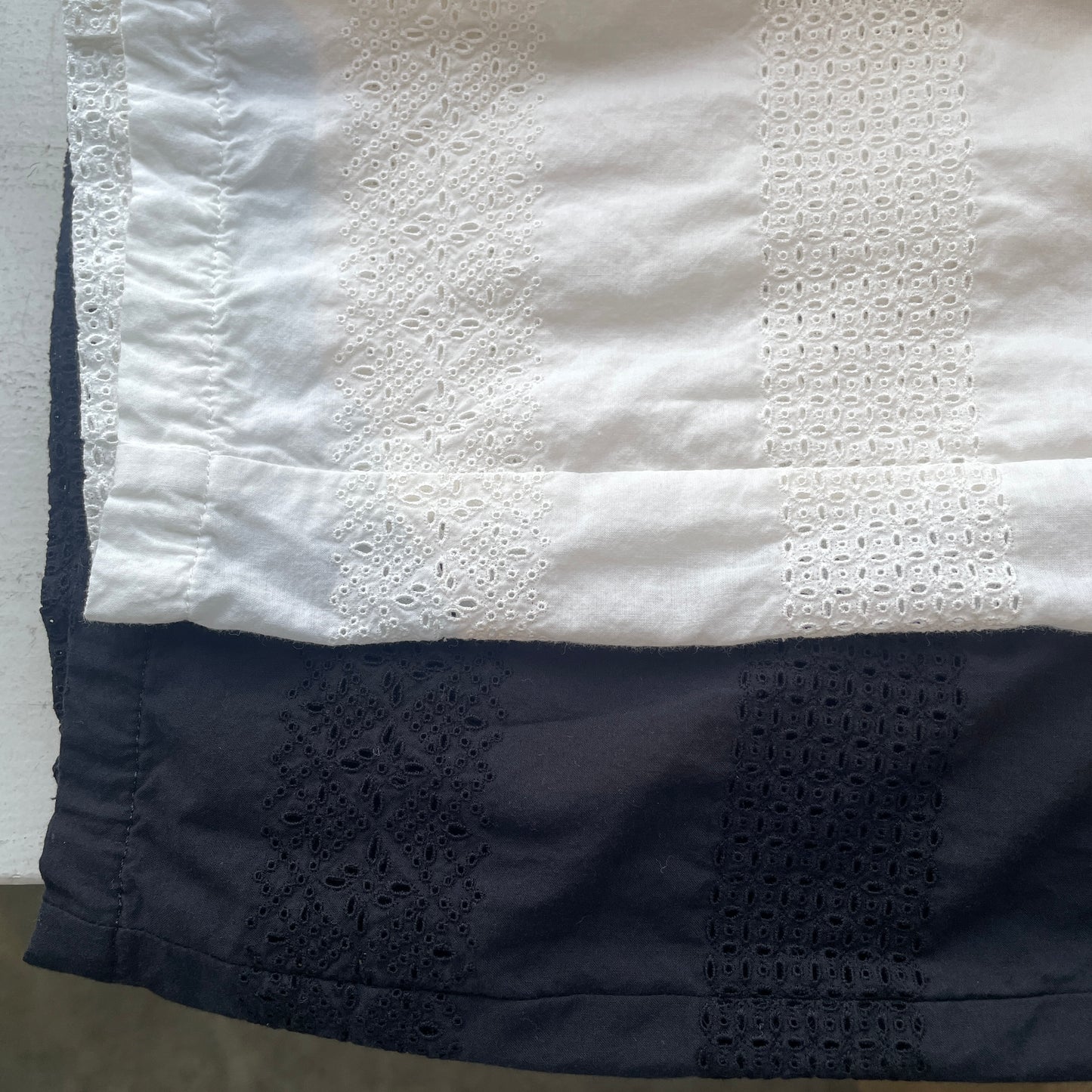 buoy buoy//RACE STRIPE刺繍 CROPPEDパンツ 2701PT009261