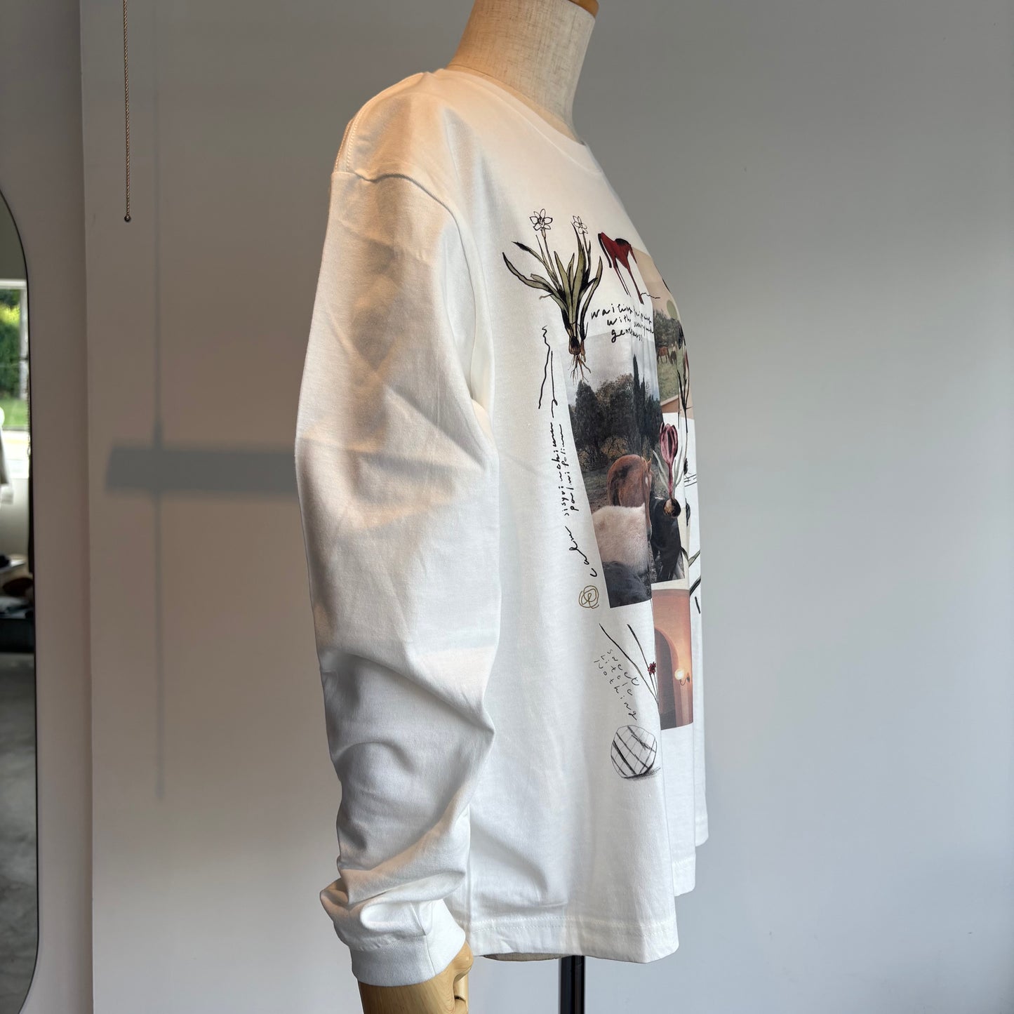 Sweet Little Nothing//馬と球根花 ロングスリーブTシャツ(Mサイズ)