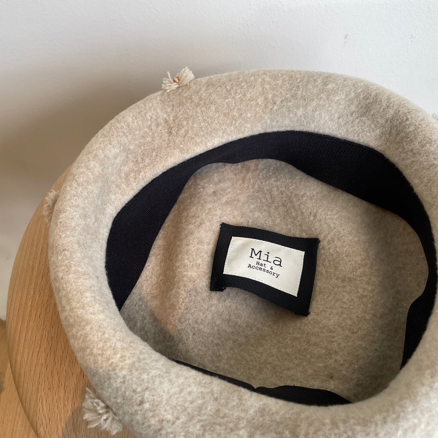 Mia Hat //Beret Daisy 2556