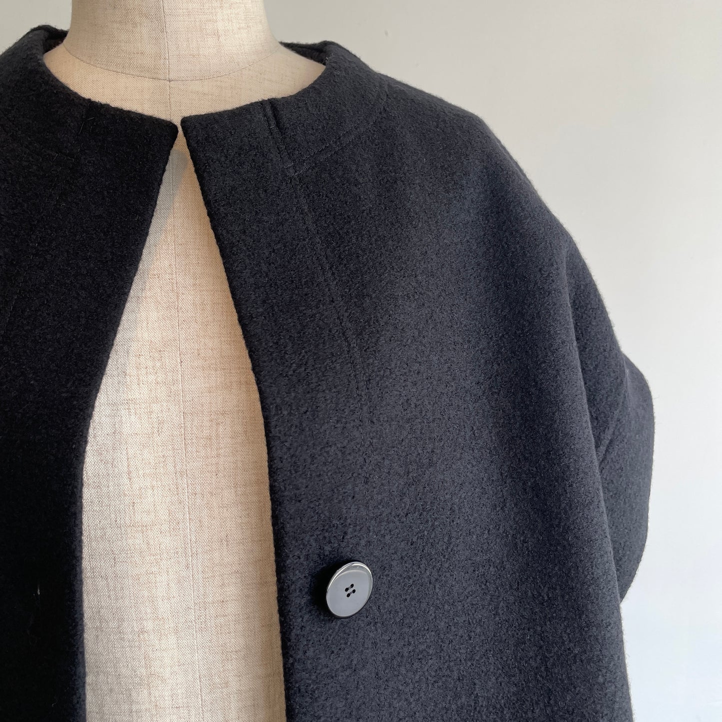 SI-HIRAI //SHORT ROBE CHAW25-6011