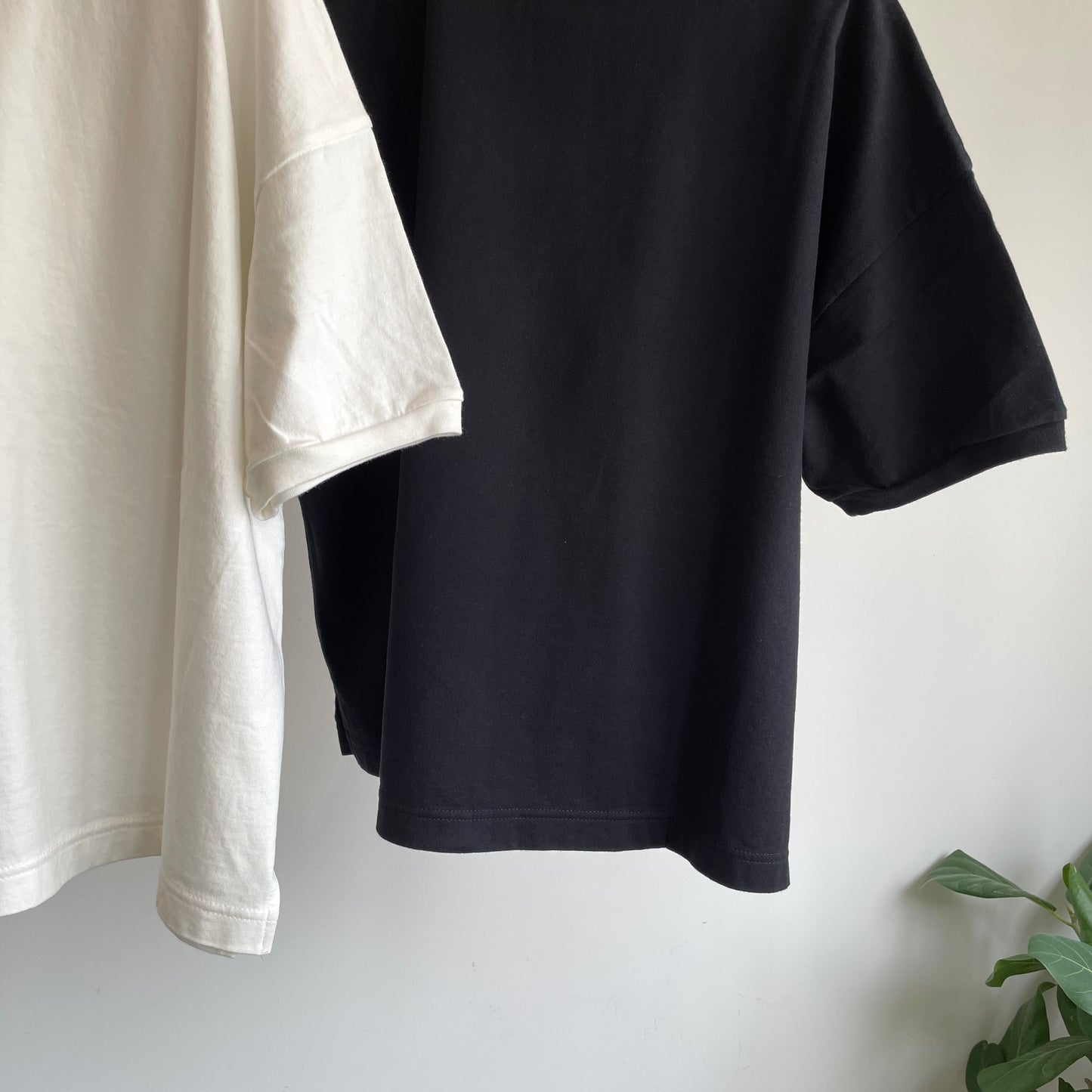 universaltissu//クラシック天竺 イタリアンフィレレースクルーネックTシャツ PA252CT012