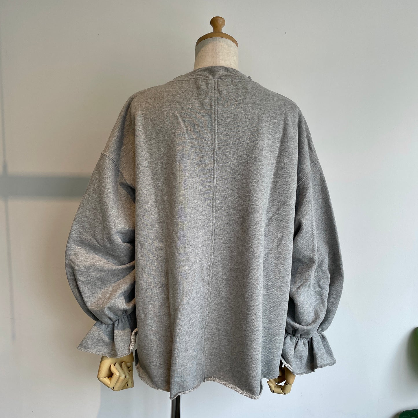 universaltissu//セントラル裏毛
ギャザースリーブPO US250CT017