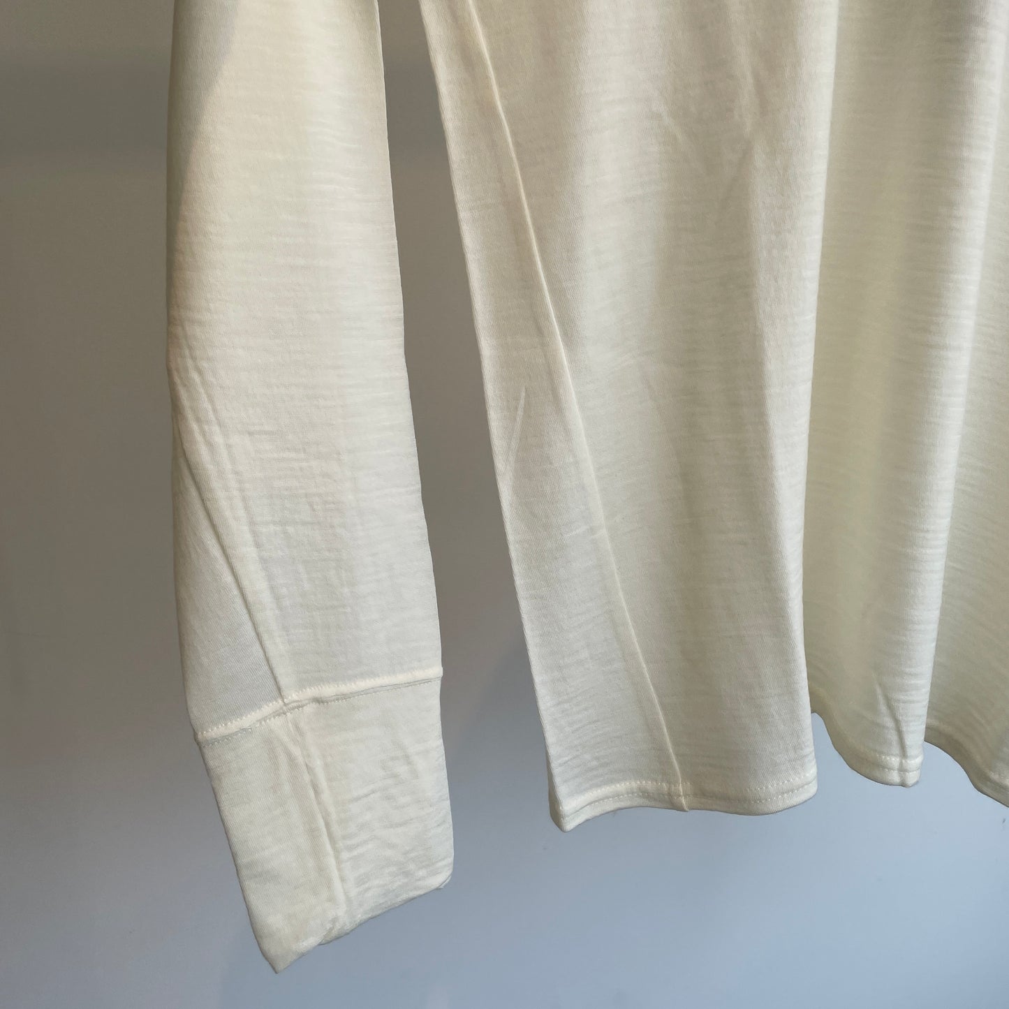 universaltissu //ウォッシャブルウール天竺 タートルネックPO TS233CT091