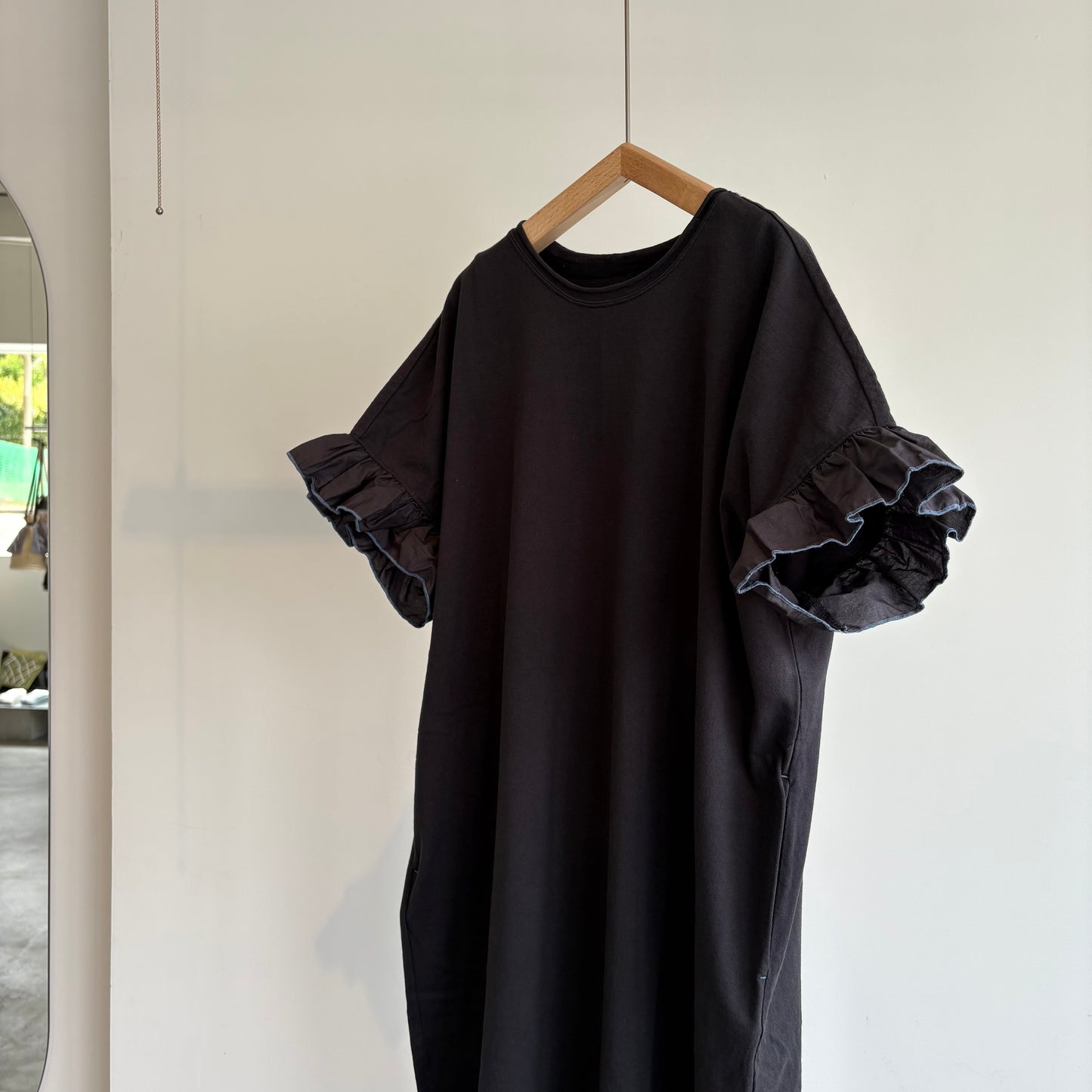 qiri//タイプライター frill one-piece