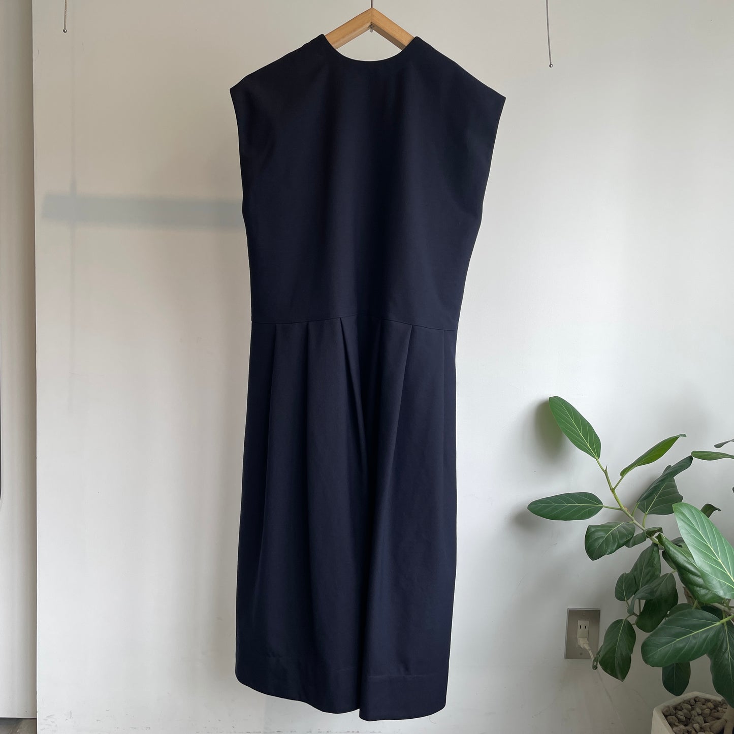 ASEEDONCLOUD //Study uniform dress(Chimney ash wool) 252301