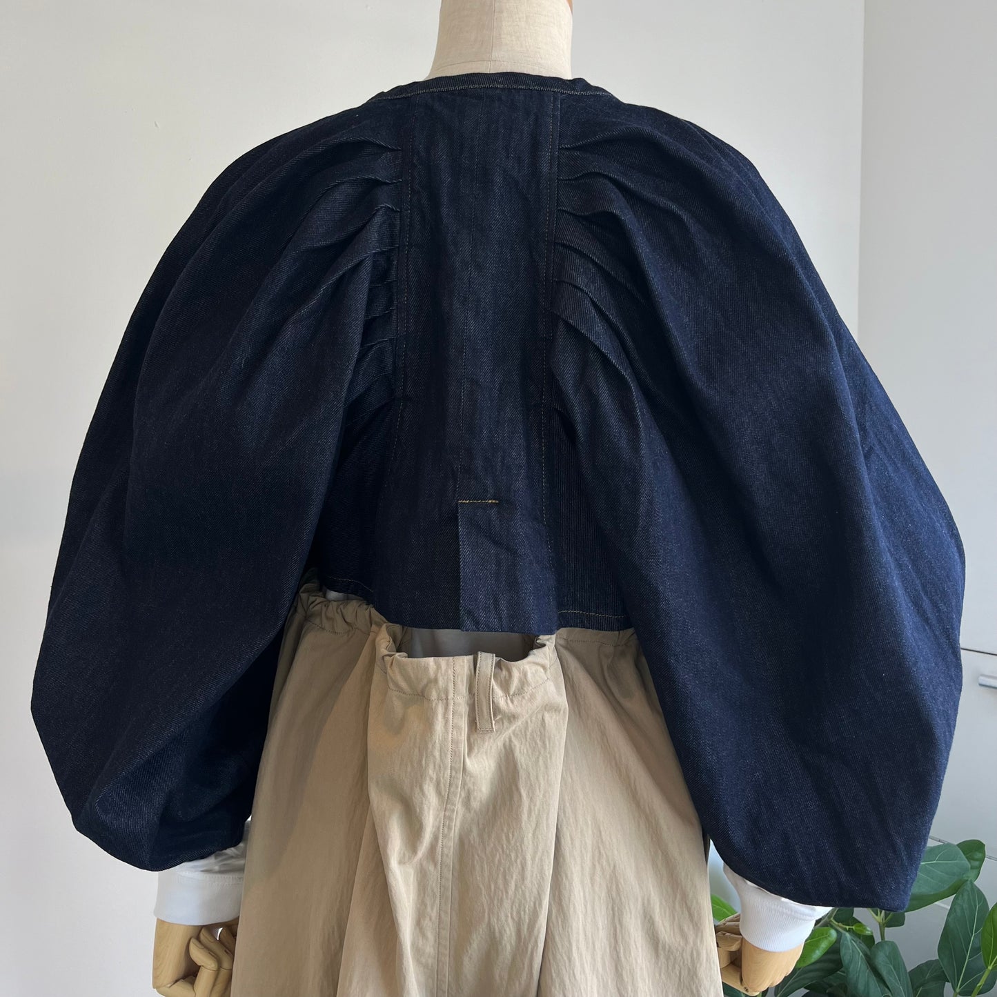 si si si//VICTORIANBOLERO 2025-SS111