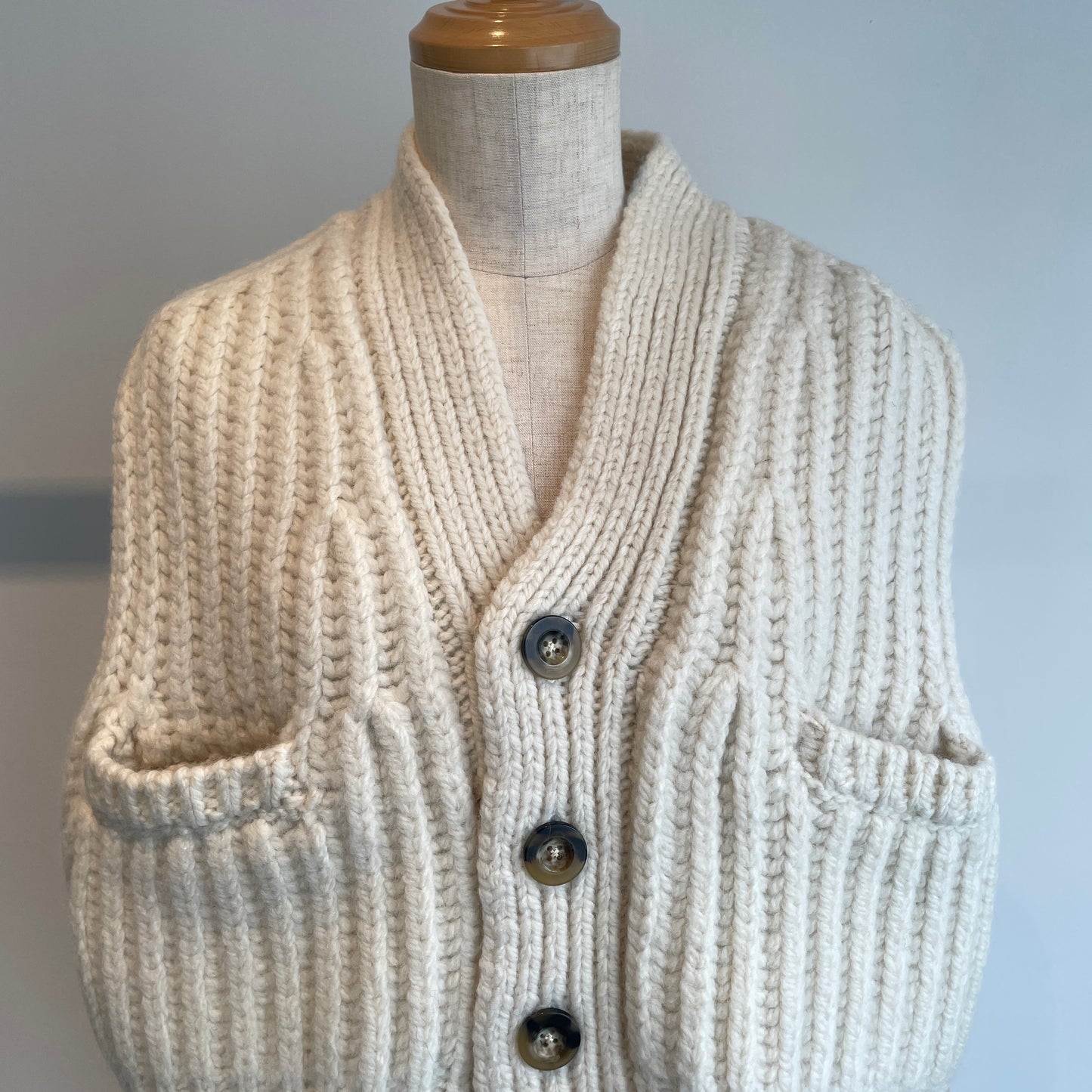 UNDYED //ハイランドウールニットベスト 25F212