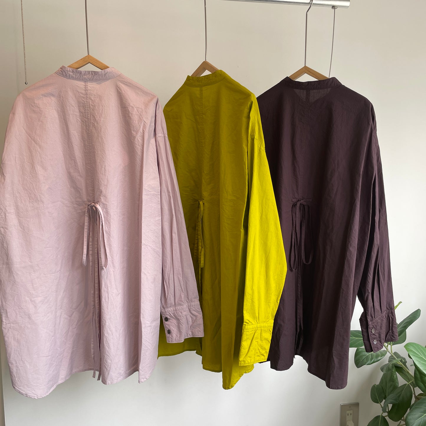 yuni //コットンキャッチワッシャーmoe sleeves バックリボン ブラウス 1701BL001252