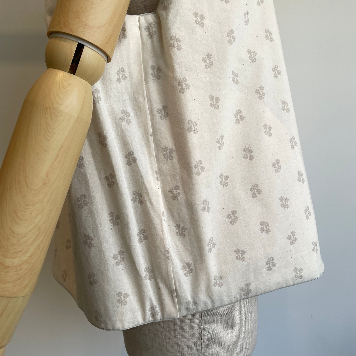 qiri //boutis jacquard ベスト
6301BL005252