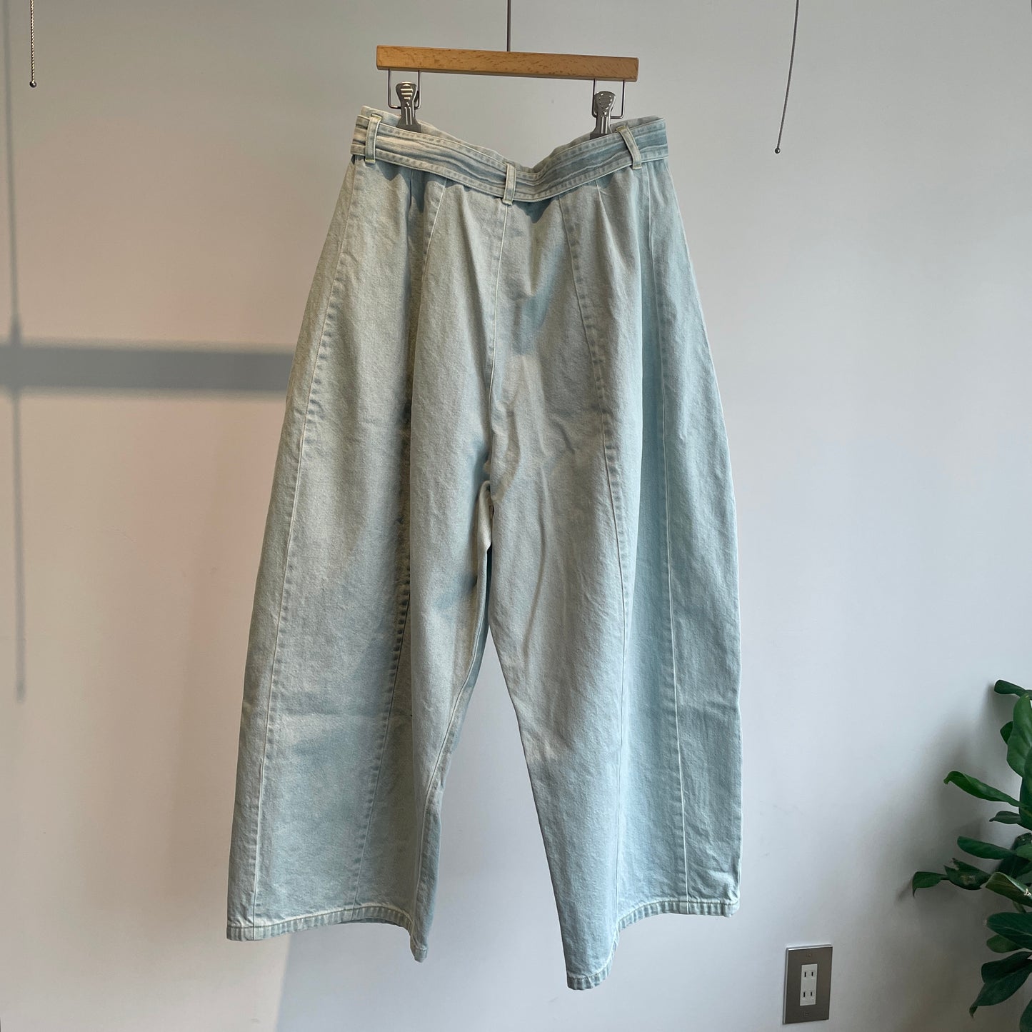 NATIVE VILLAGE//Store water ダーツデニムパンツ