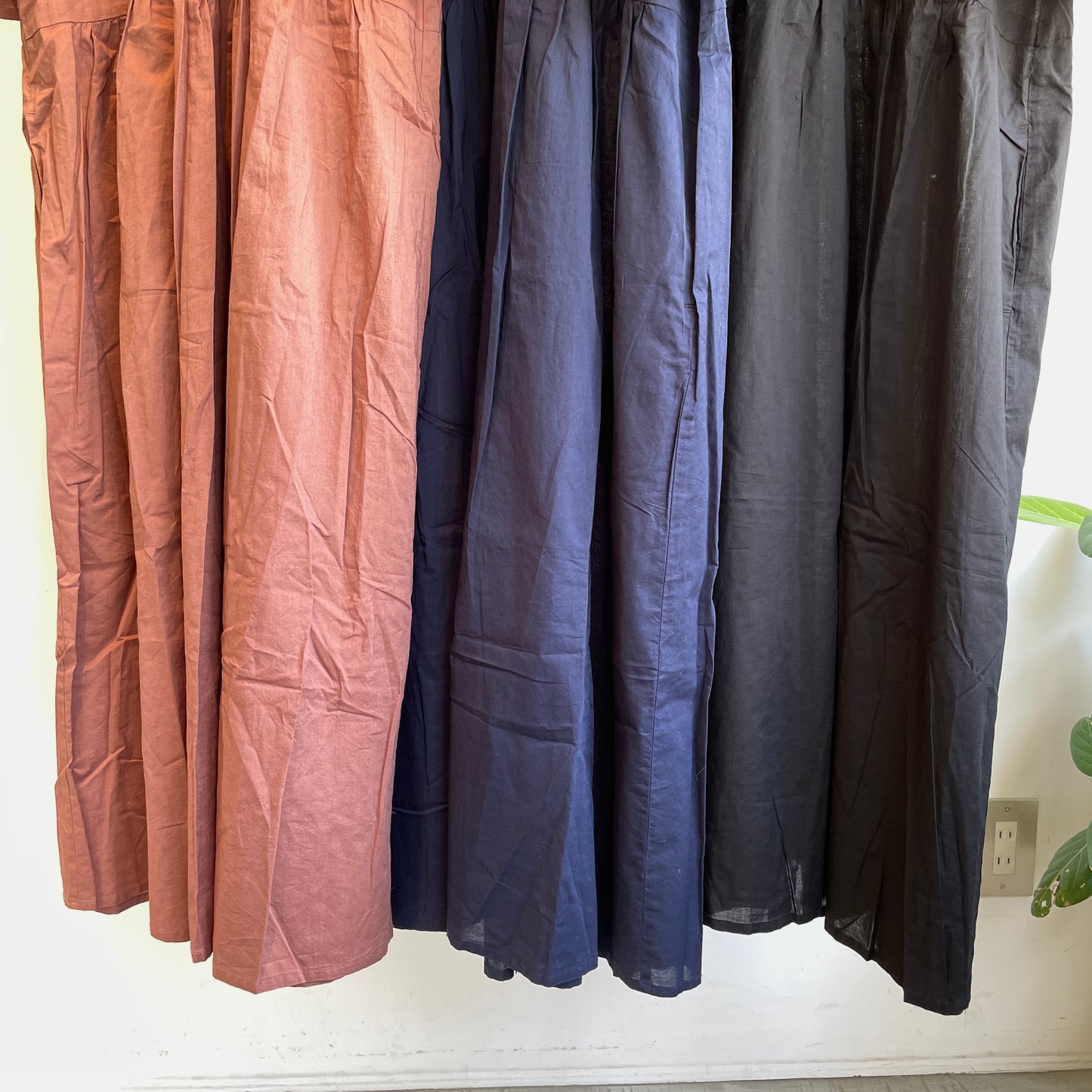 handsofcreation//60/-綿麻リネンローンクルーN2way OP 01530116