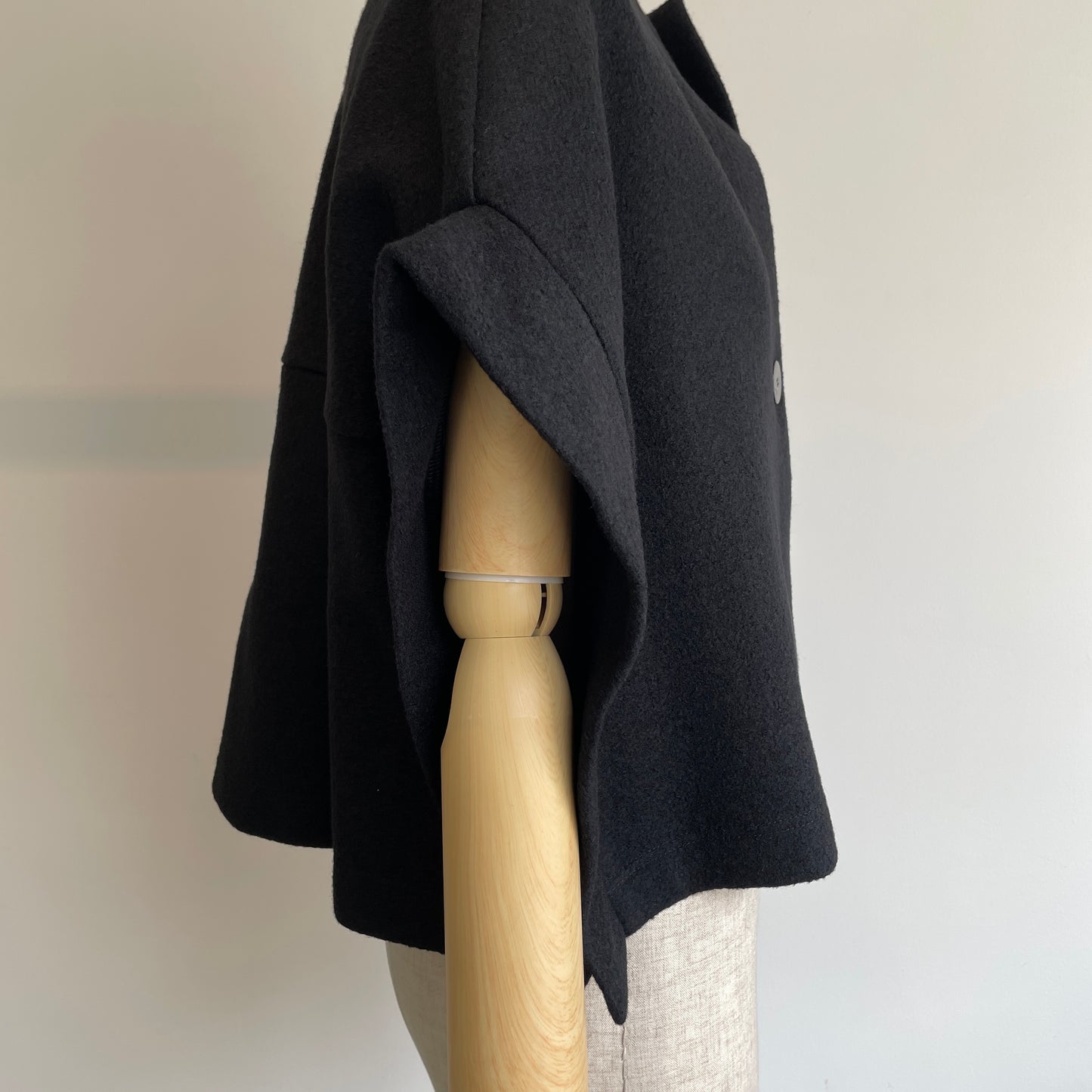 SI-HIRAI //SHORT ROBE CHAW25-6011