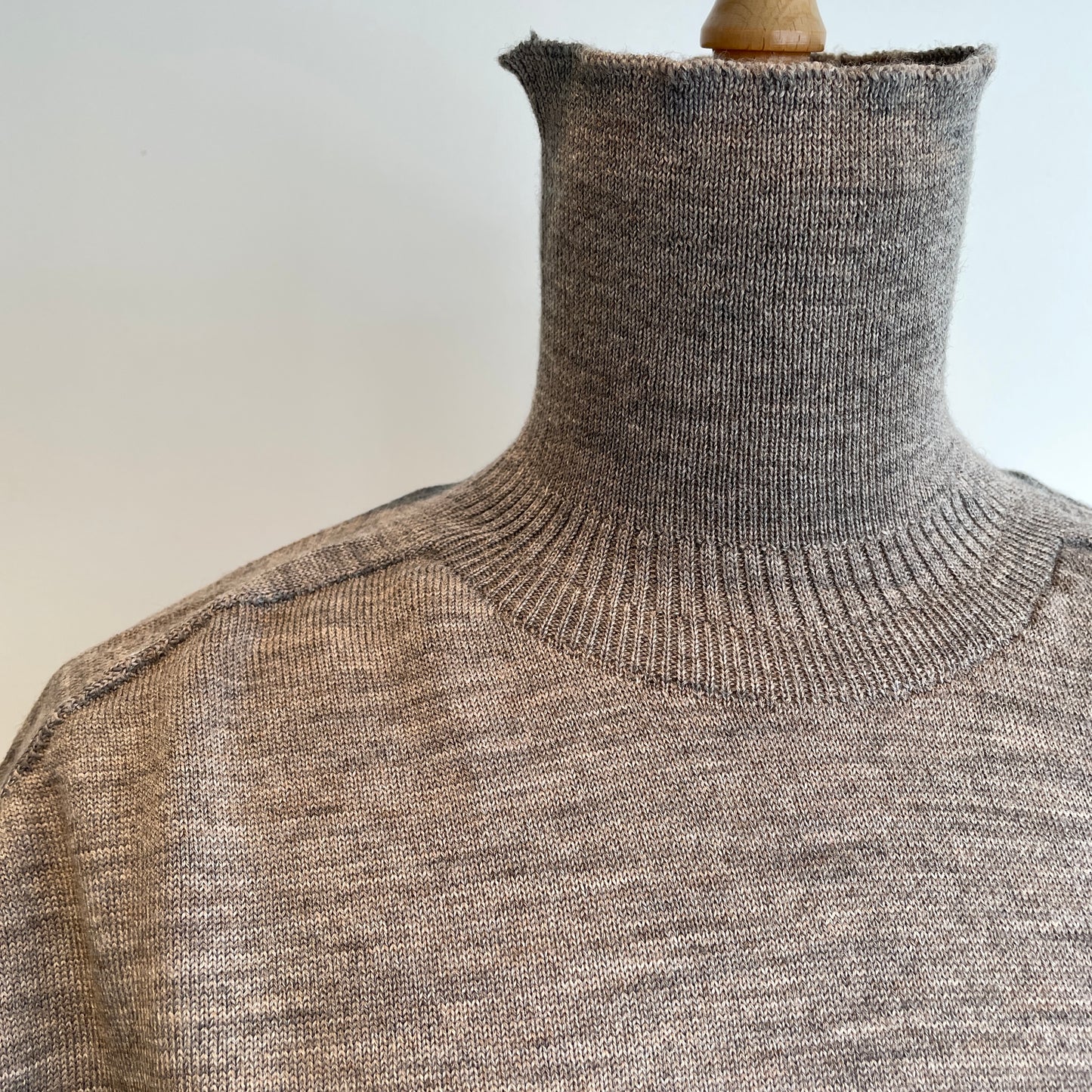 ASEEDONCLOUD //Seiyakou high-neckknit
252802