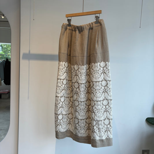 qiri//irásos embroidery cocoon skirt  6301SK003252