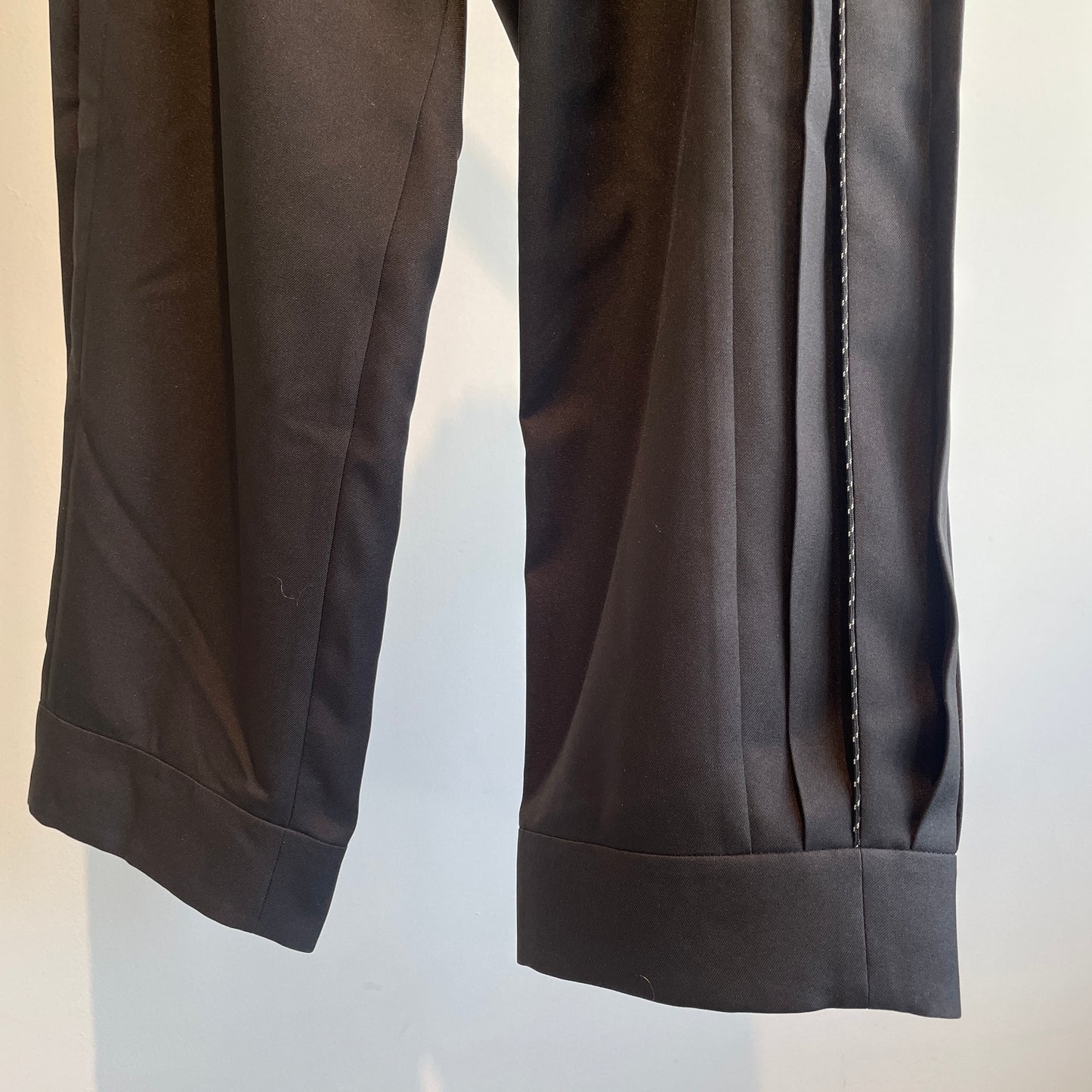 itochi //Polyester Linon pleated track pants