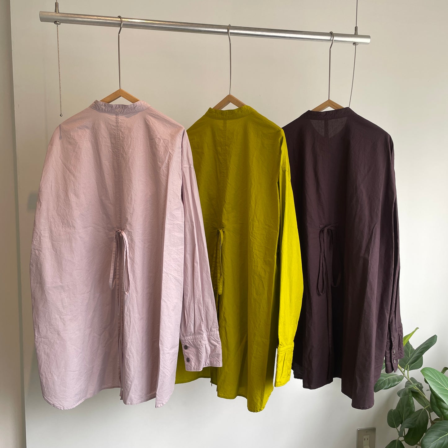 yuni //コットンキャッチワッシャーmoe sleeves バックリボン ブラウス 1701BL001252