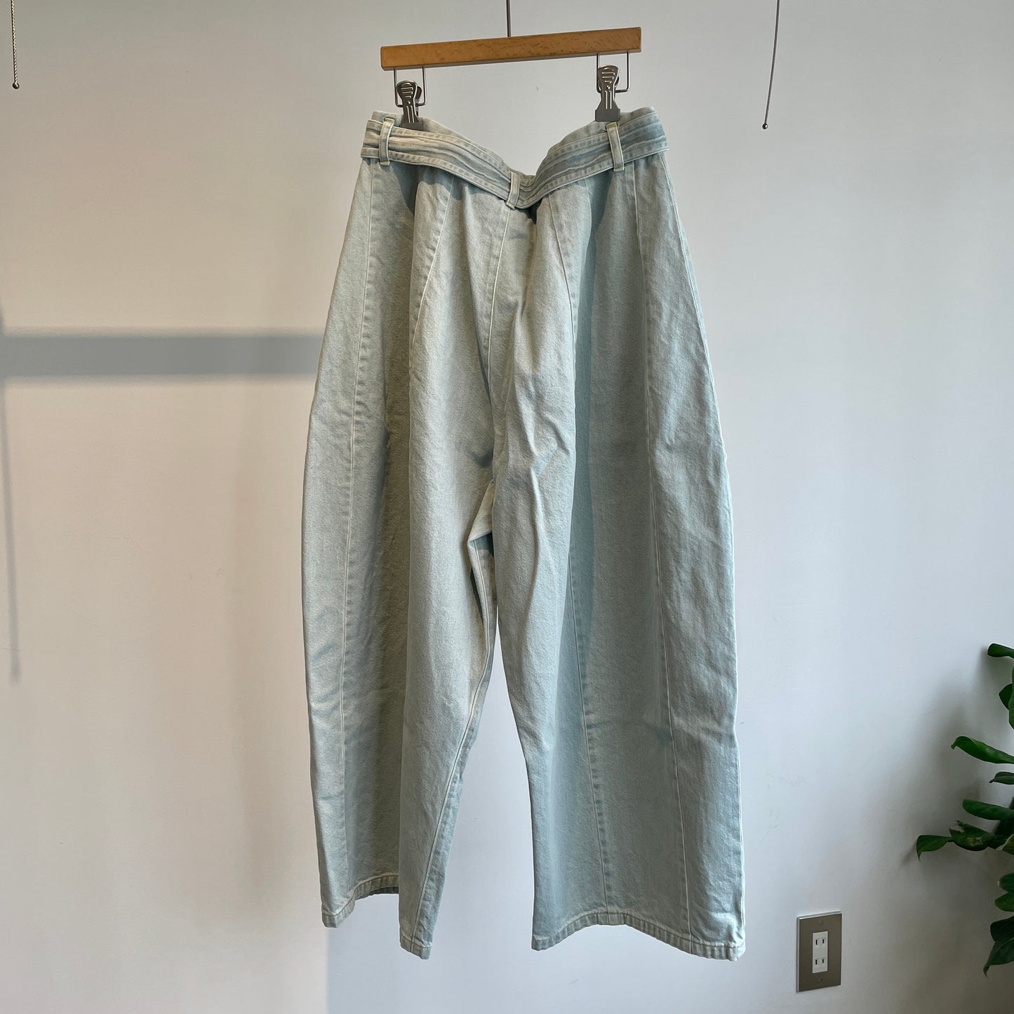 NATIVE VILLAGE//Store water ダーツデニムパンツ