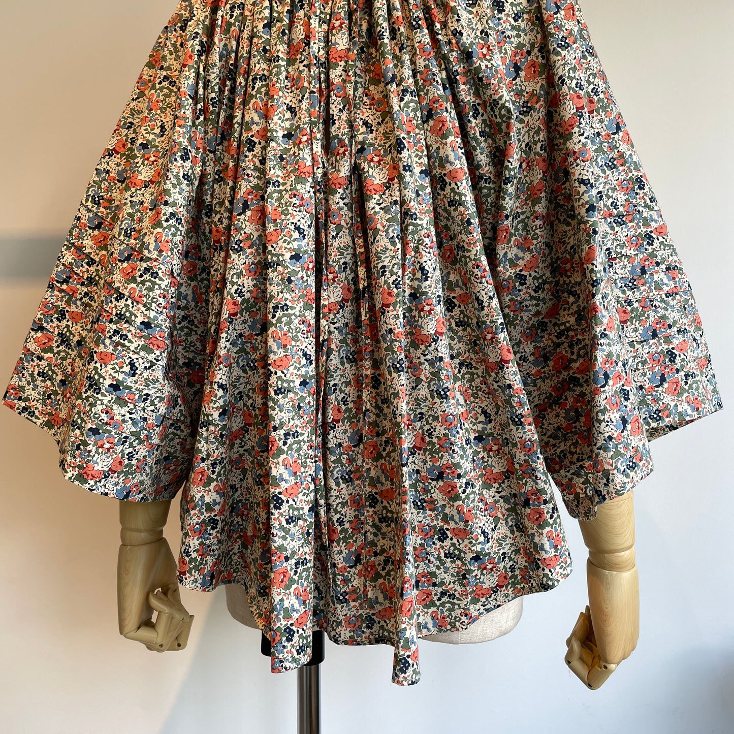 Heriter //LIBERTY blouse H1-25-3009