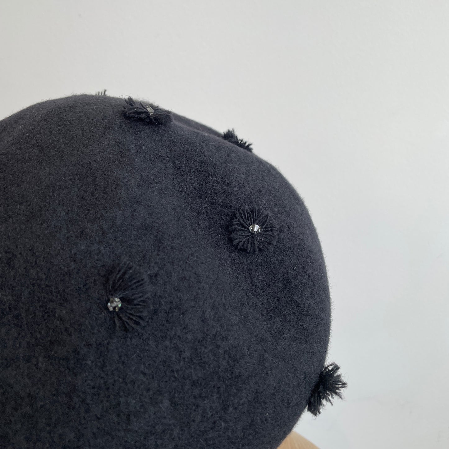 Mia Hat //Beret Daisy 2556