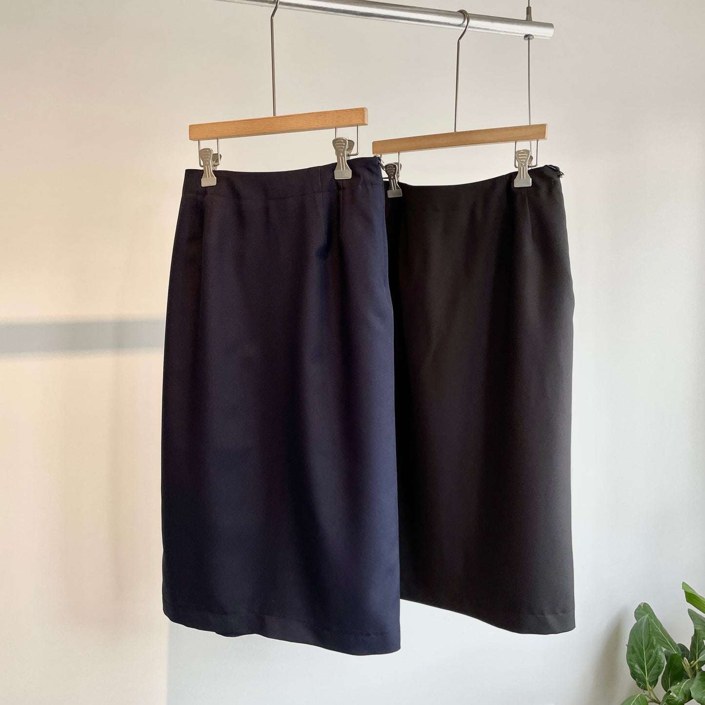sisisi //skirt 2023-AW073