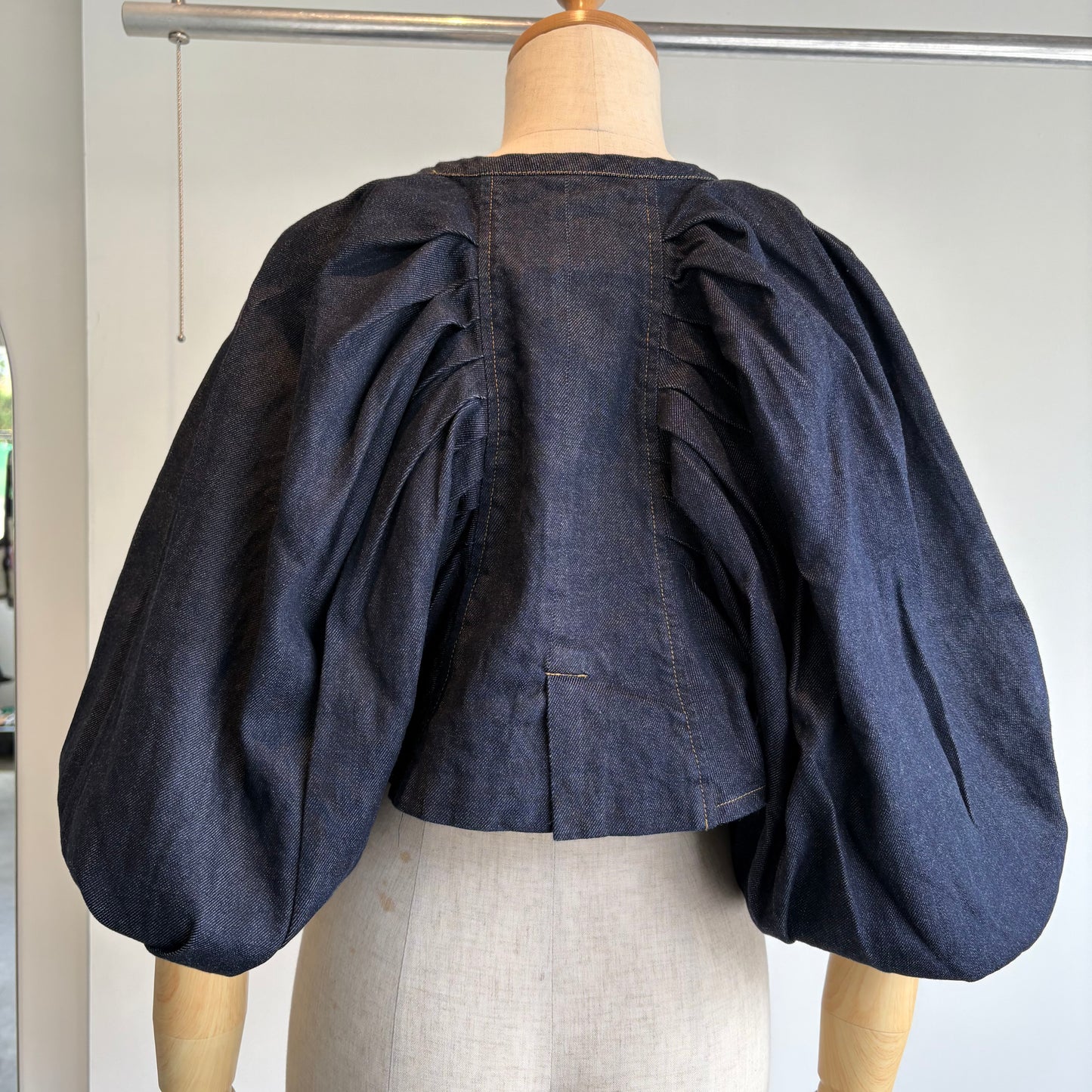 si si si//VICTORIANBOLERO 2025-SS111