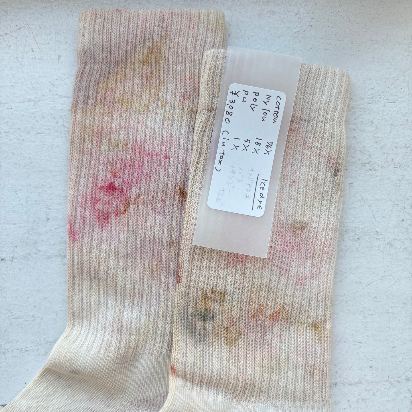 Oo //お花染めソックス
