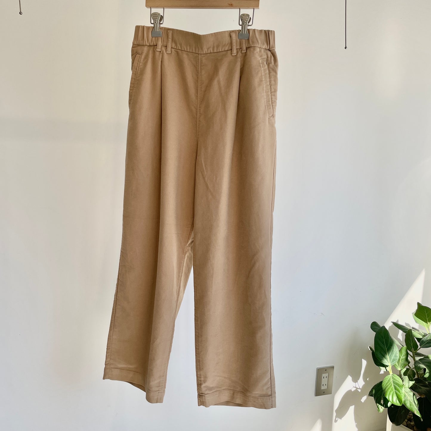 HPD //リクラドモールスキンイージーストレートパンツ 01350333