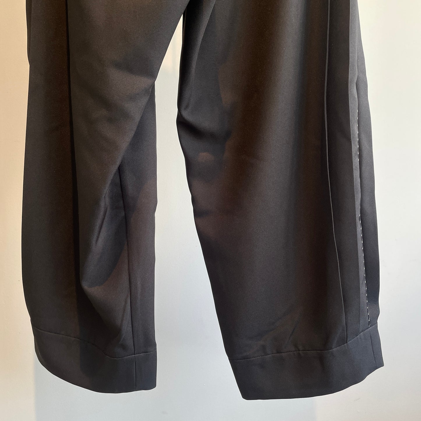 itochi //Polyester Linon pleated track pants