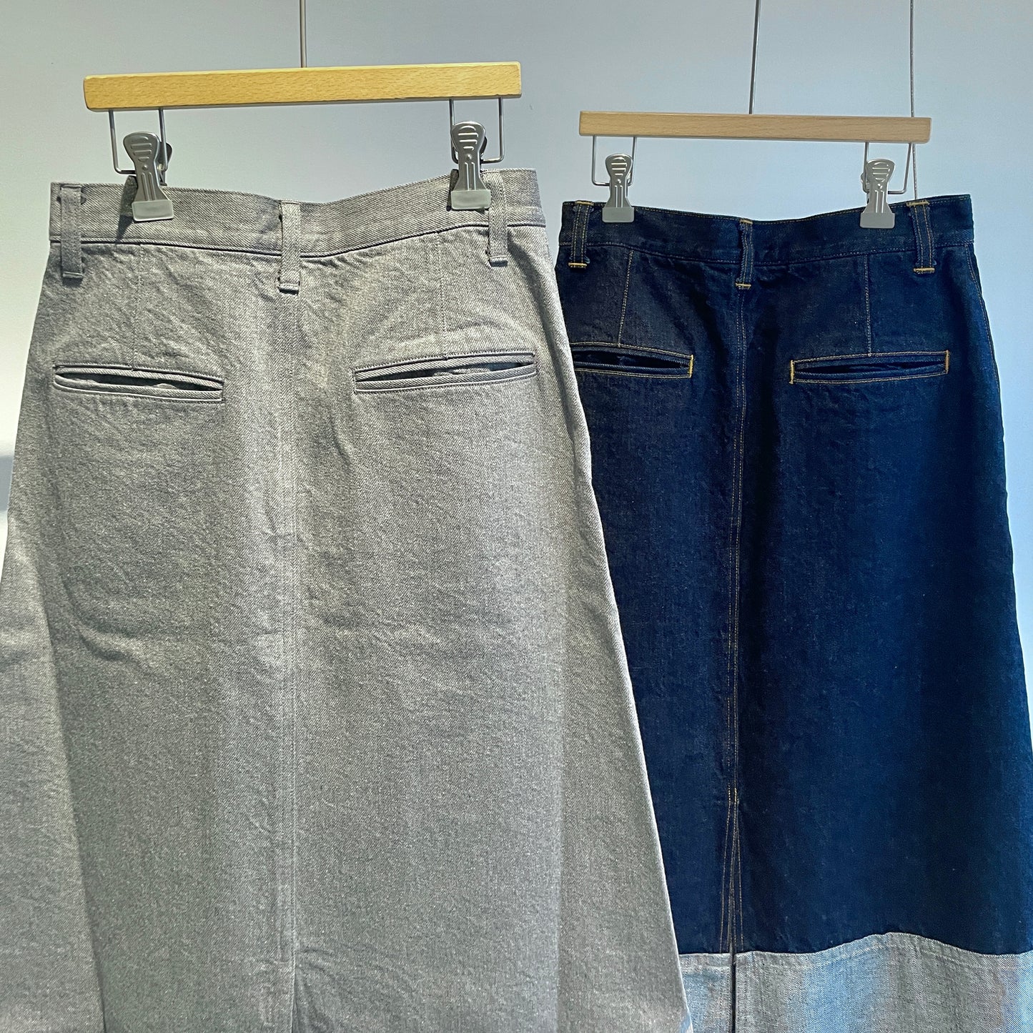 Heriter //rollup denim skirt H2-24-4002