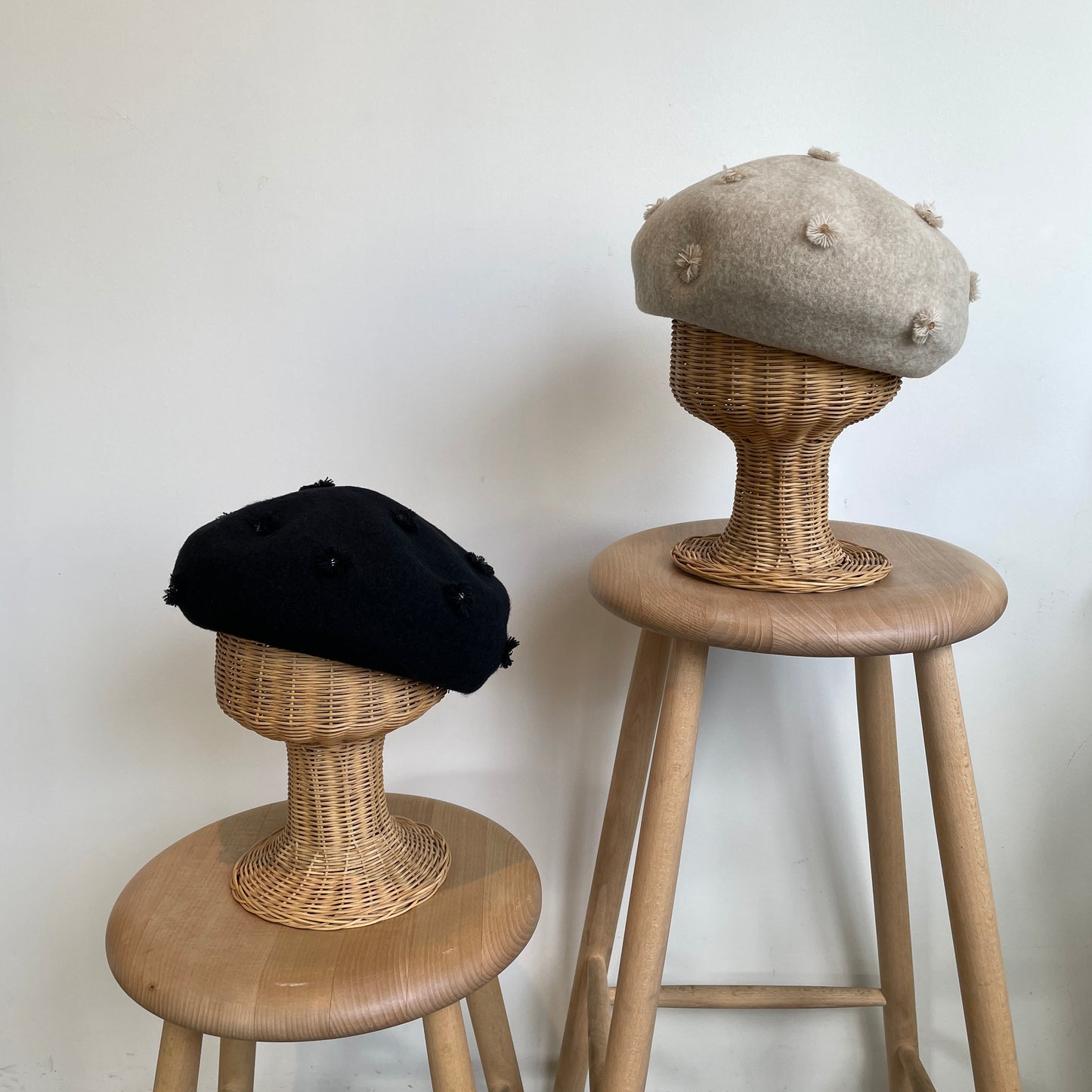 Mia Hat //Beret Daisy 2556
