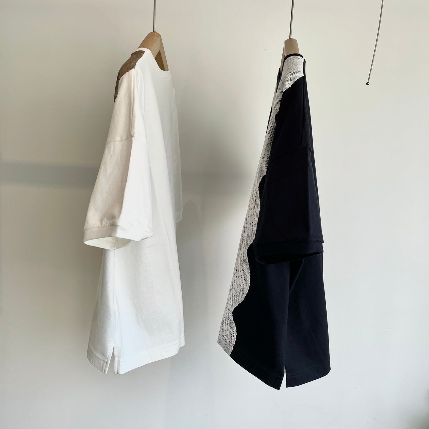 universaltissu//クラシック天竺 イタリアンフィレレースクルーネックTシャツ PA252CT012