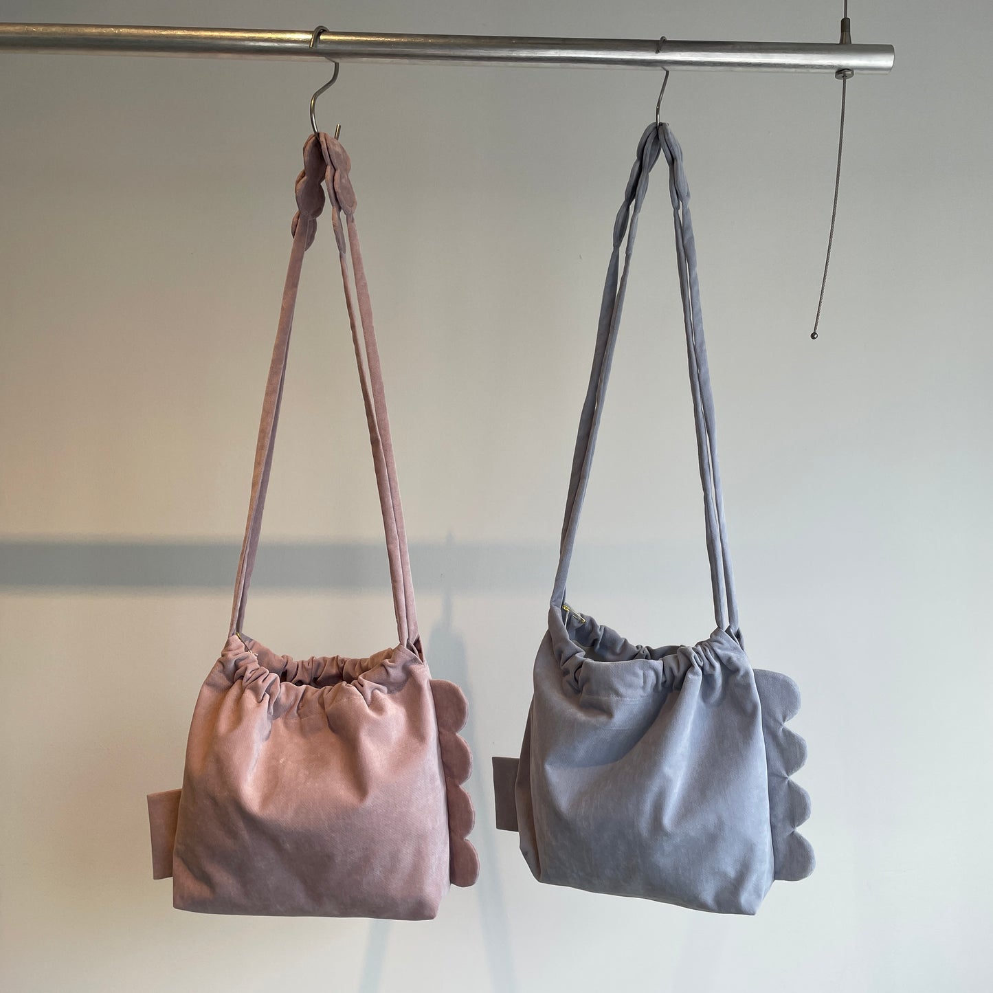 chitose.K //scallop kincyaku bag 3232-02