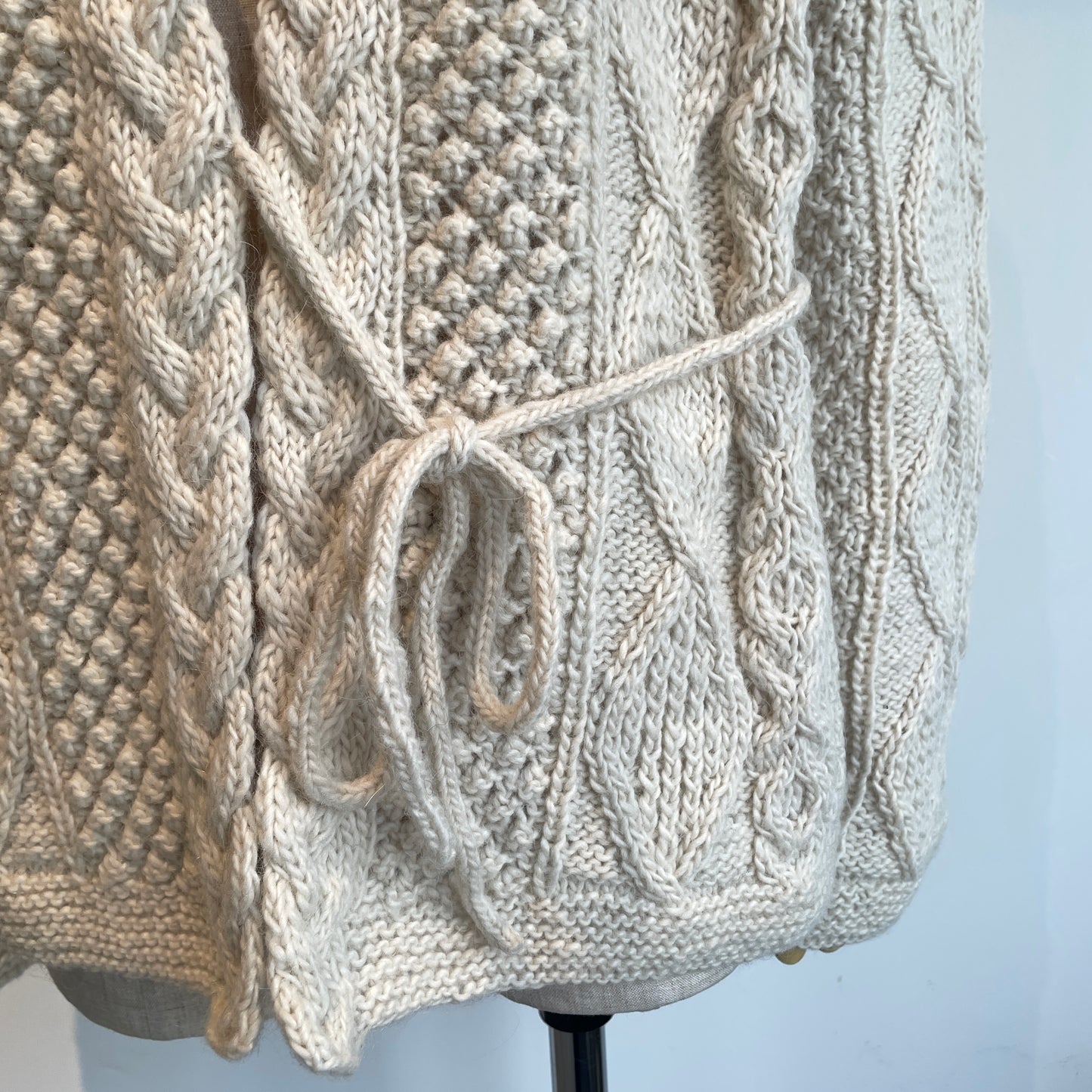 Heriter //hand aran cardigan H0-00-1002