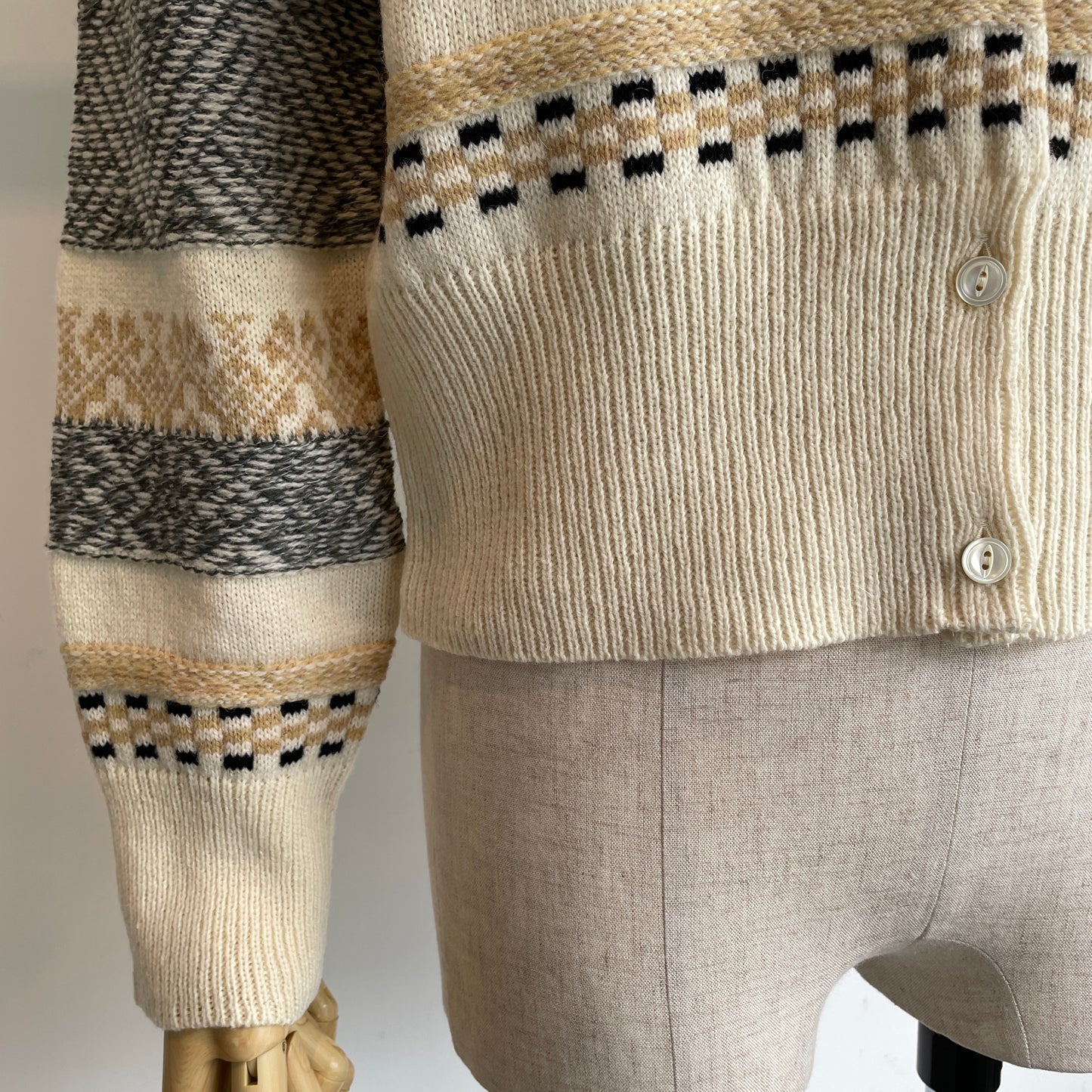 ASEEDONCLOUD //Seiyako jacquard cardigan 252807