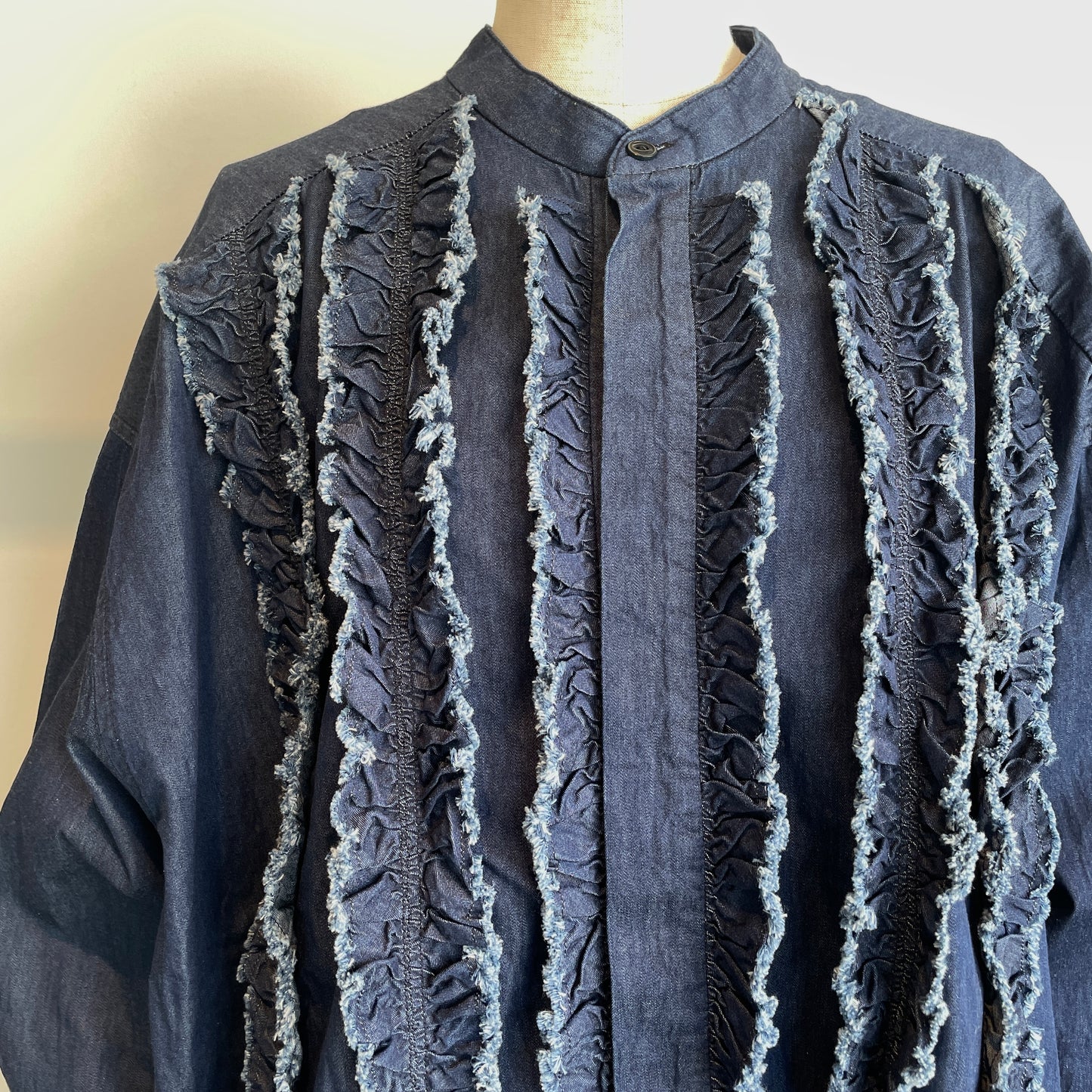 buoy//5.5OZLIGHT DENIM FRILL SHIRT 2701BL003252