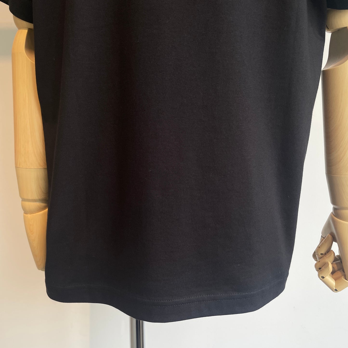 Sweet Little Nothing//Lily of the valley 半袖Tシャツ(すずらん)ブラック